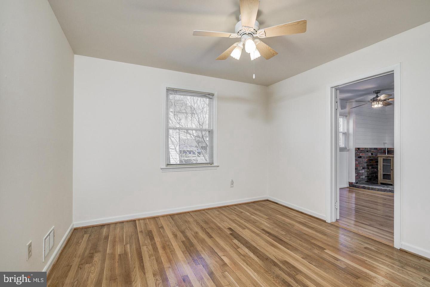 RIVERDALE PARK - Residential Lease