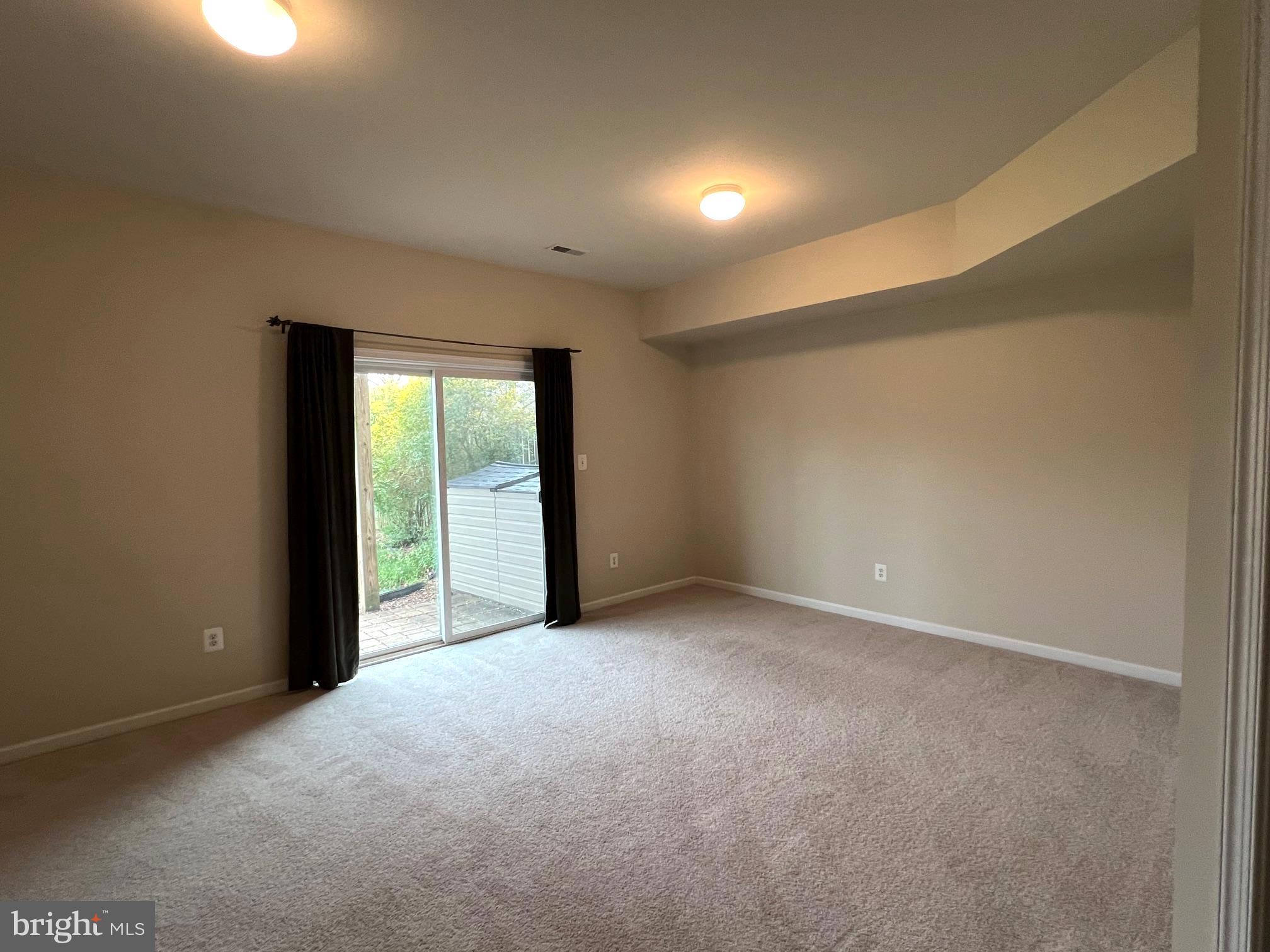 MARTINSBURG STATION - Residential Lease