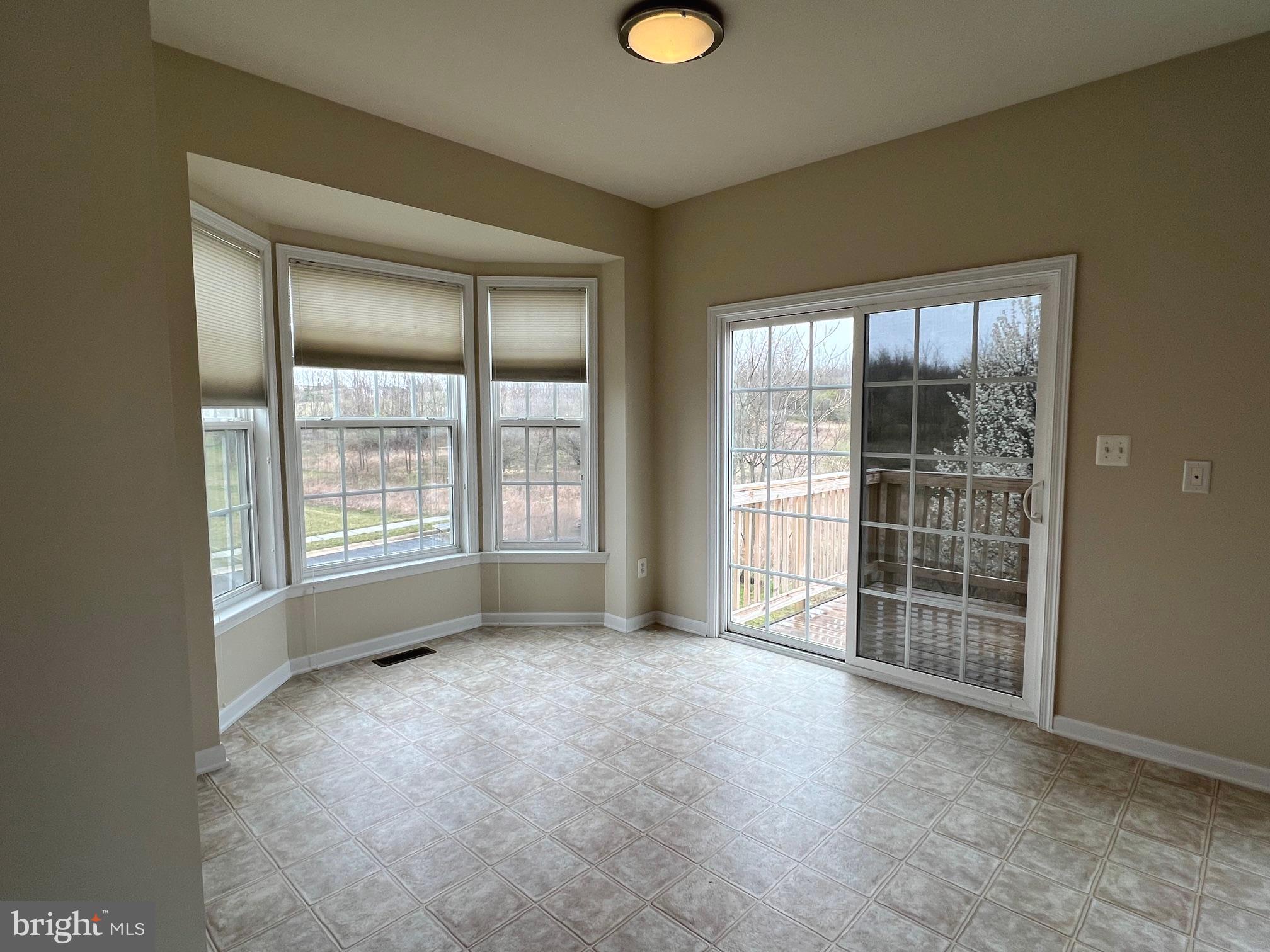 MARTINSBURG STATION - Residential Lease