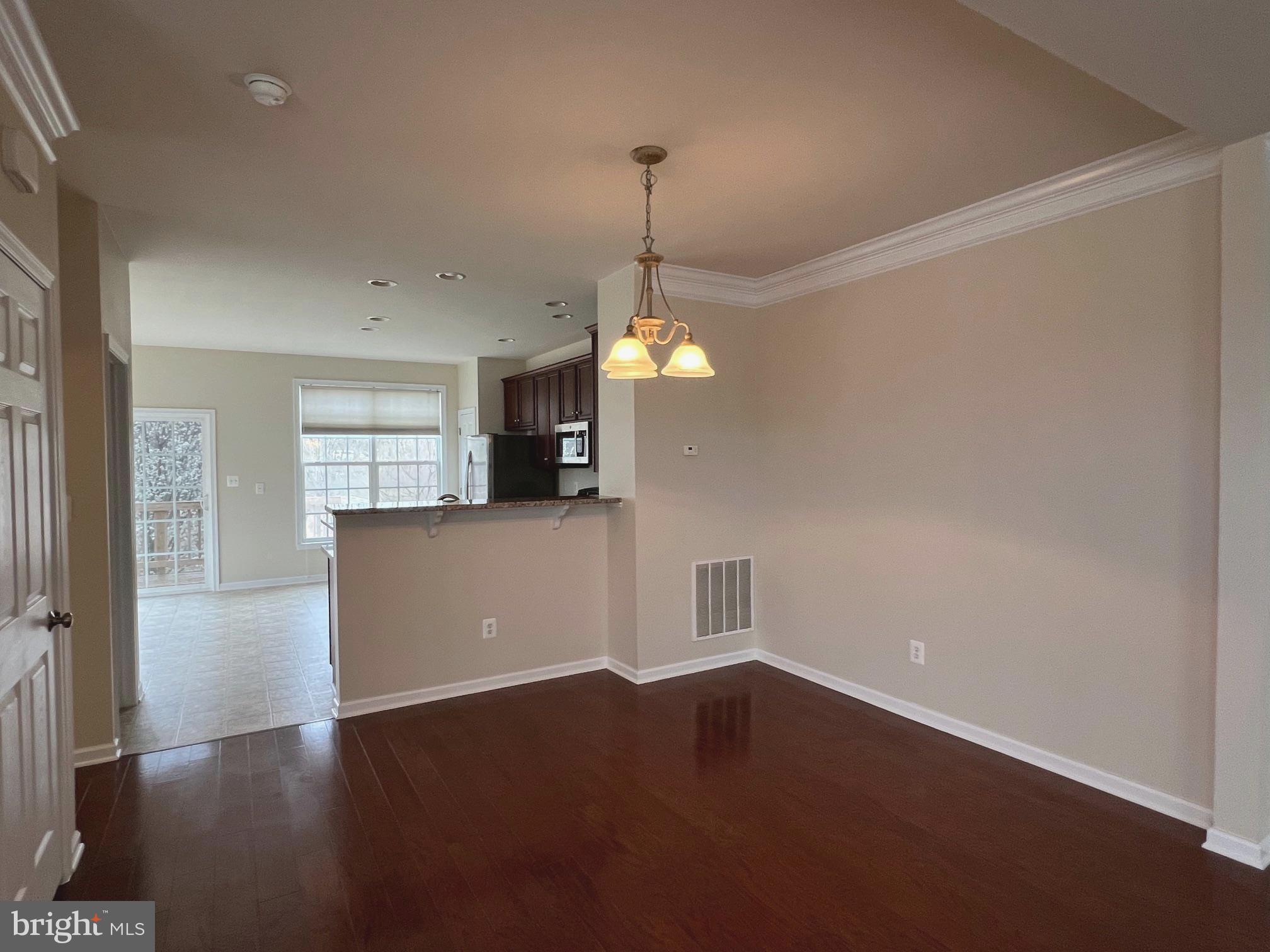 MARTINSBURG STATION - Residential Lease