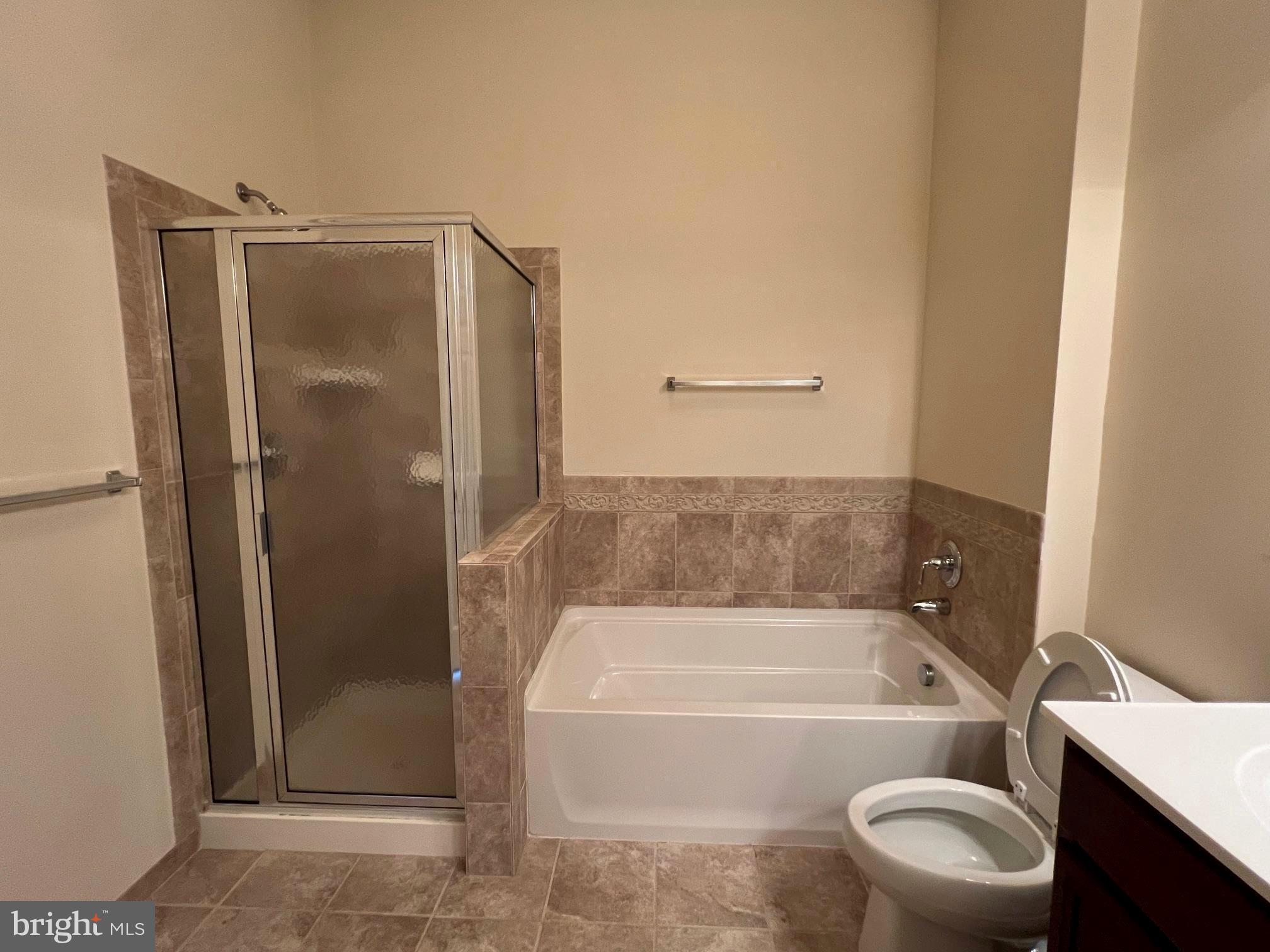 MARTINSBURG STATION - Residential Lease