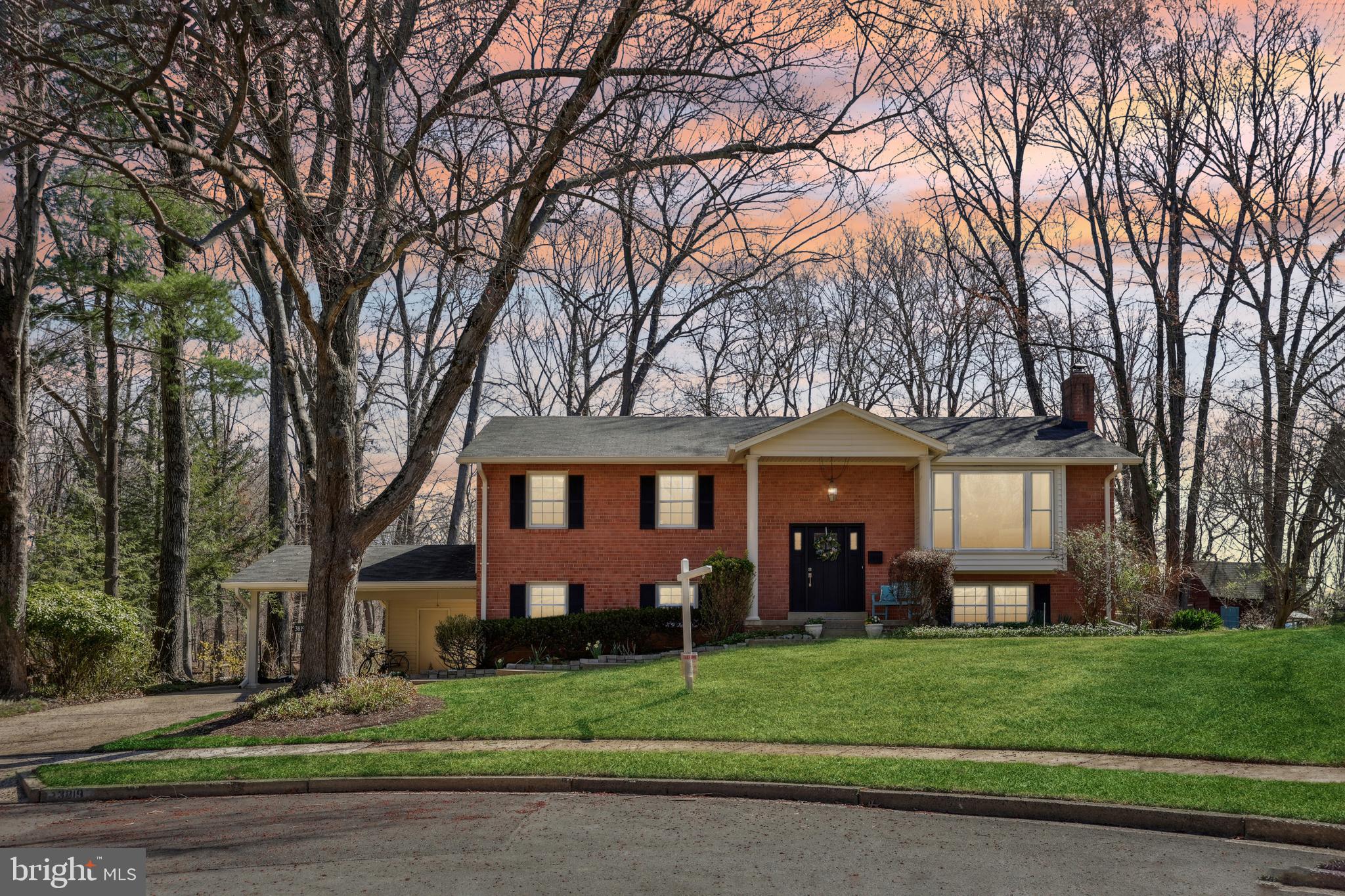 3819 POE COURT