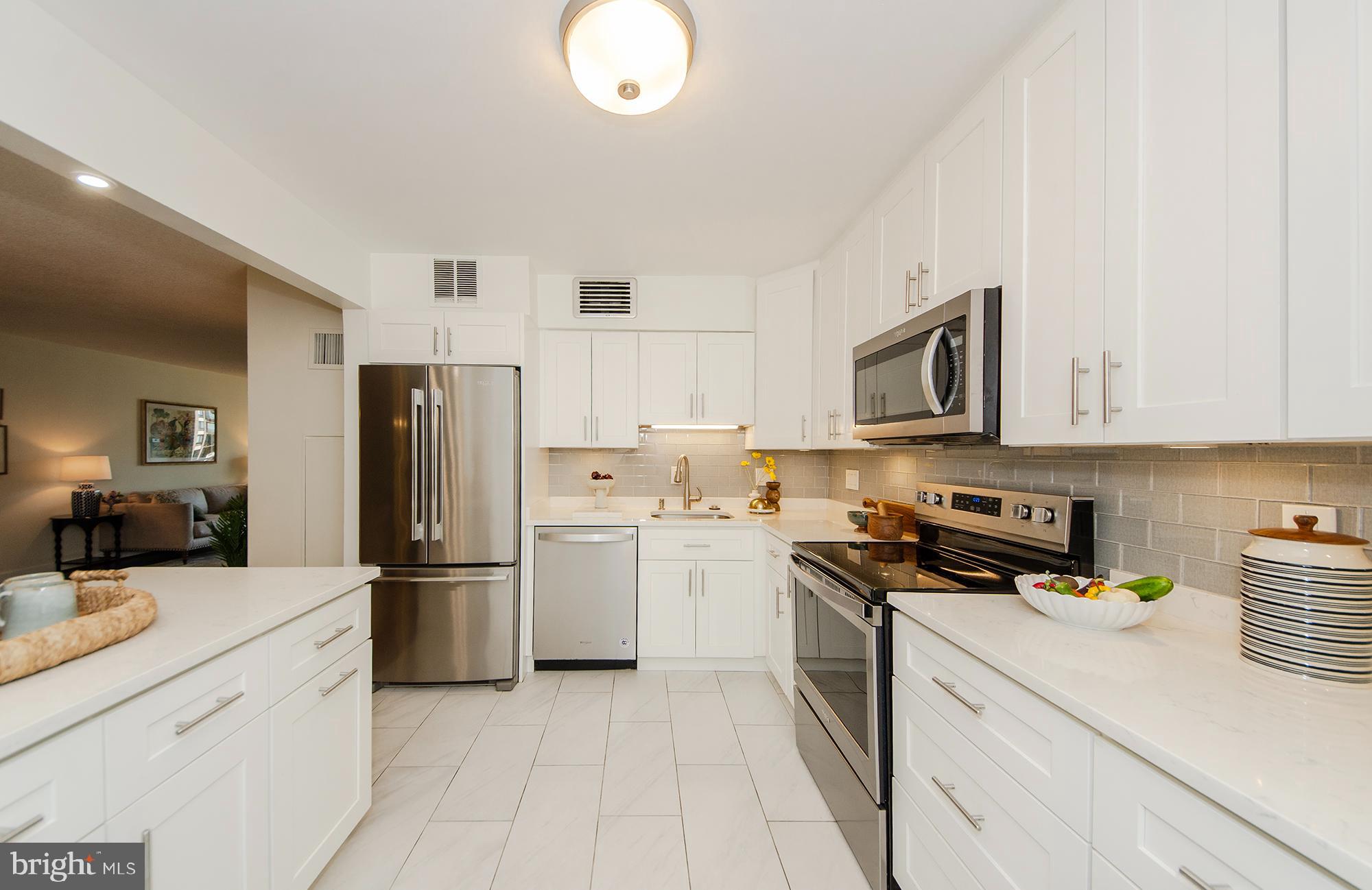 REGENCY AT MCLEAN - Residential