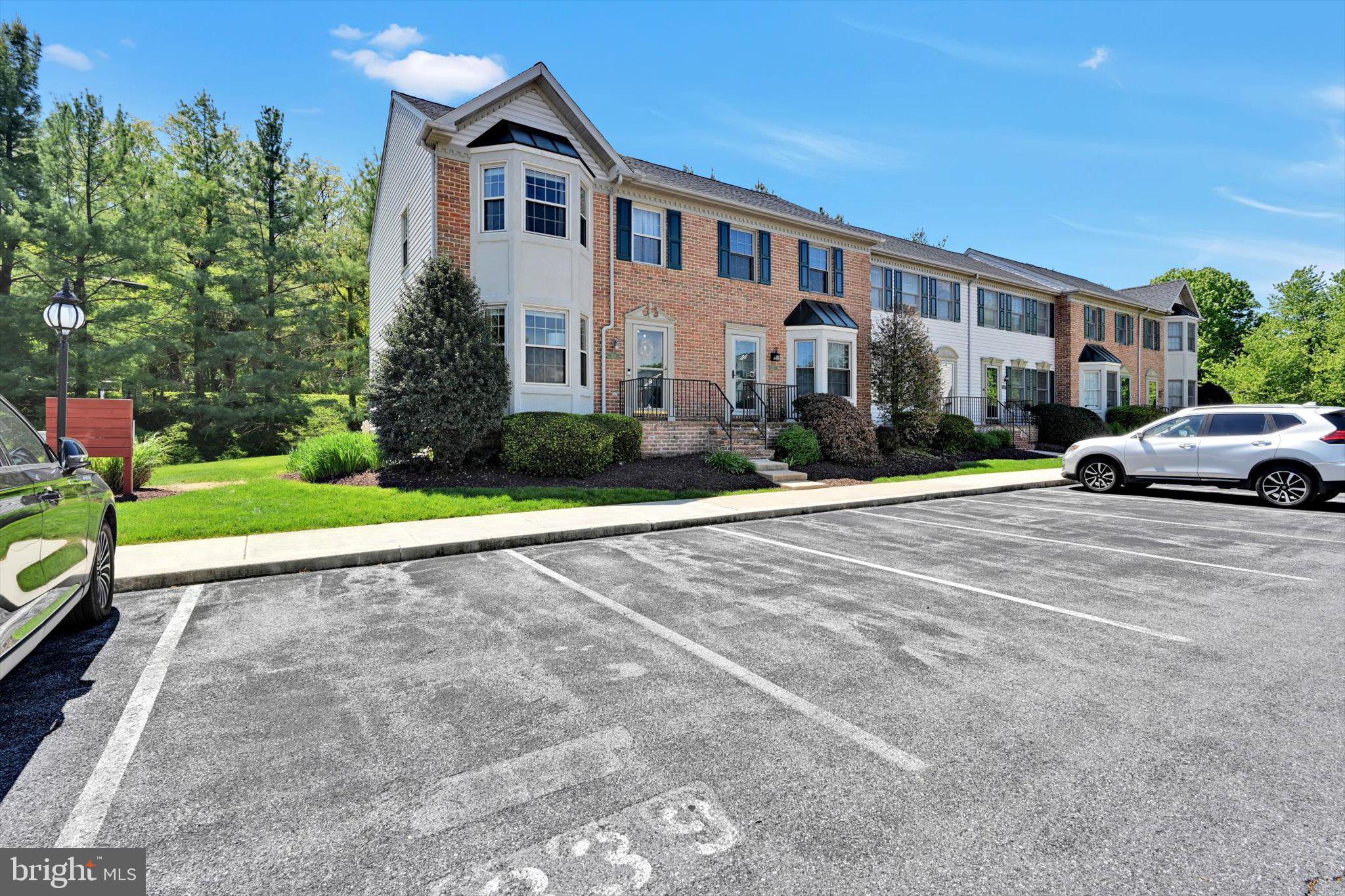 339 COBBLESTONE LANE