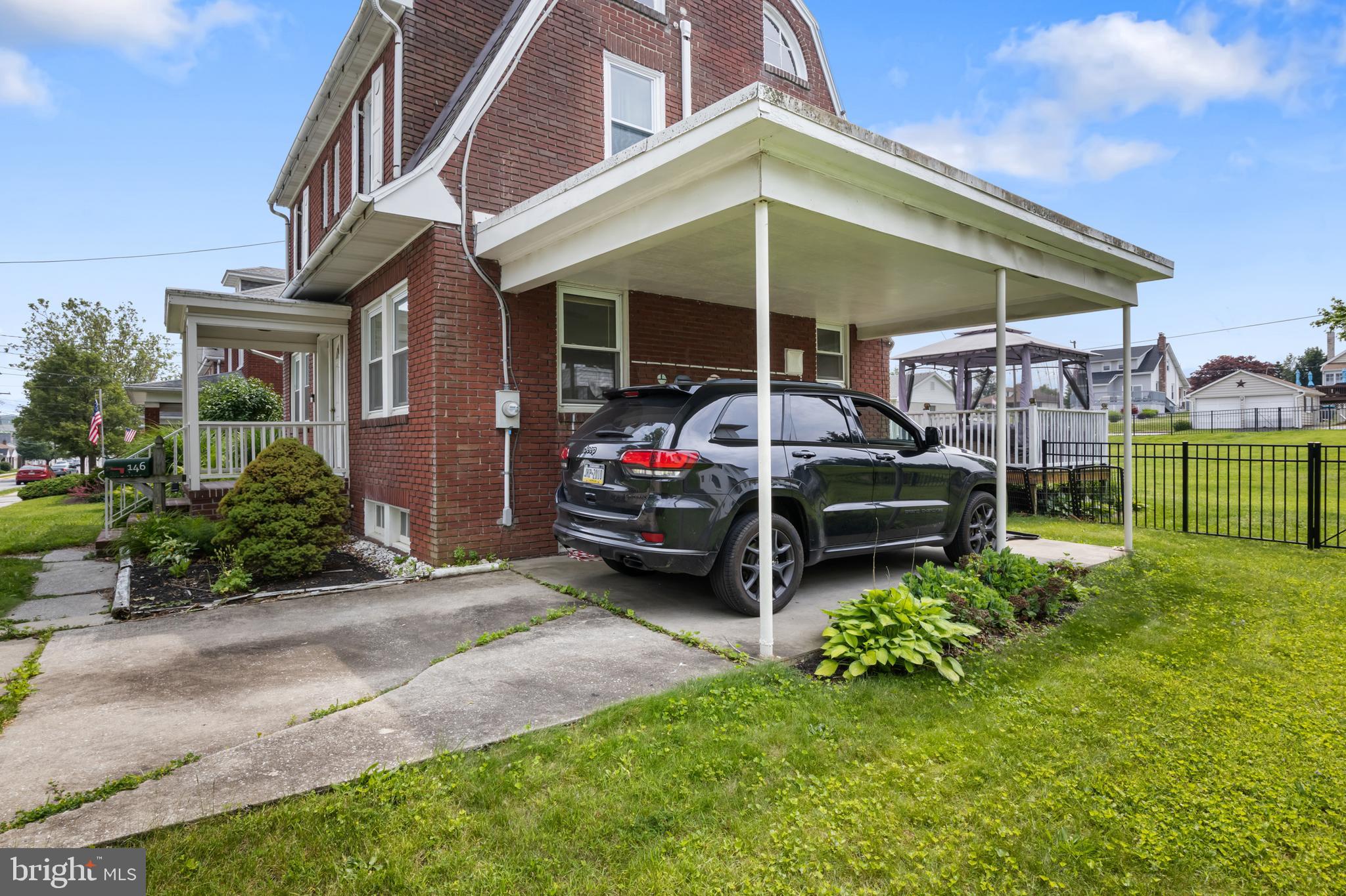 146 N WALNUT STREET