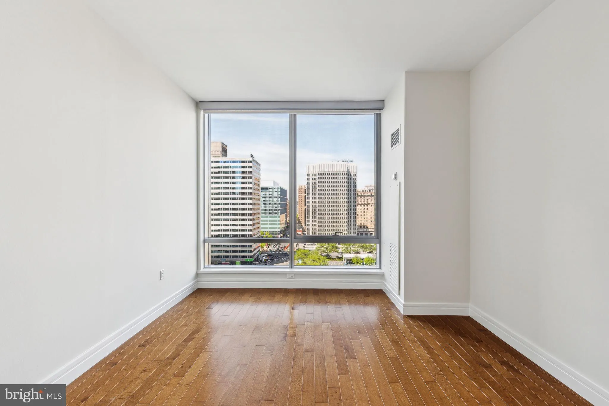 Philadelphia, Pennsylvania 19102, United States, 1 Bedroom Bedrooms, ,2 BathroomsBathrooms,Residential,Active,120578