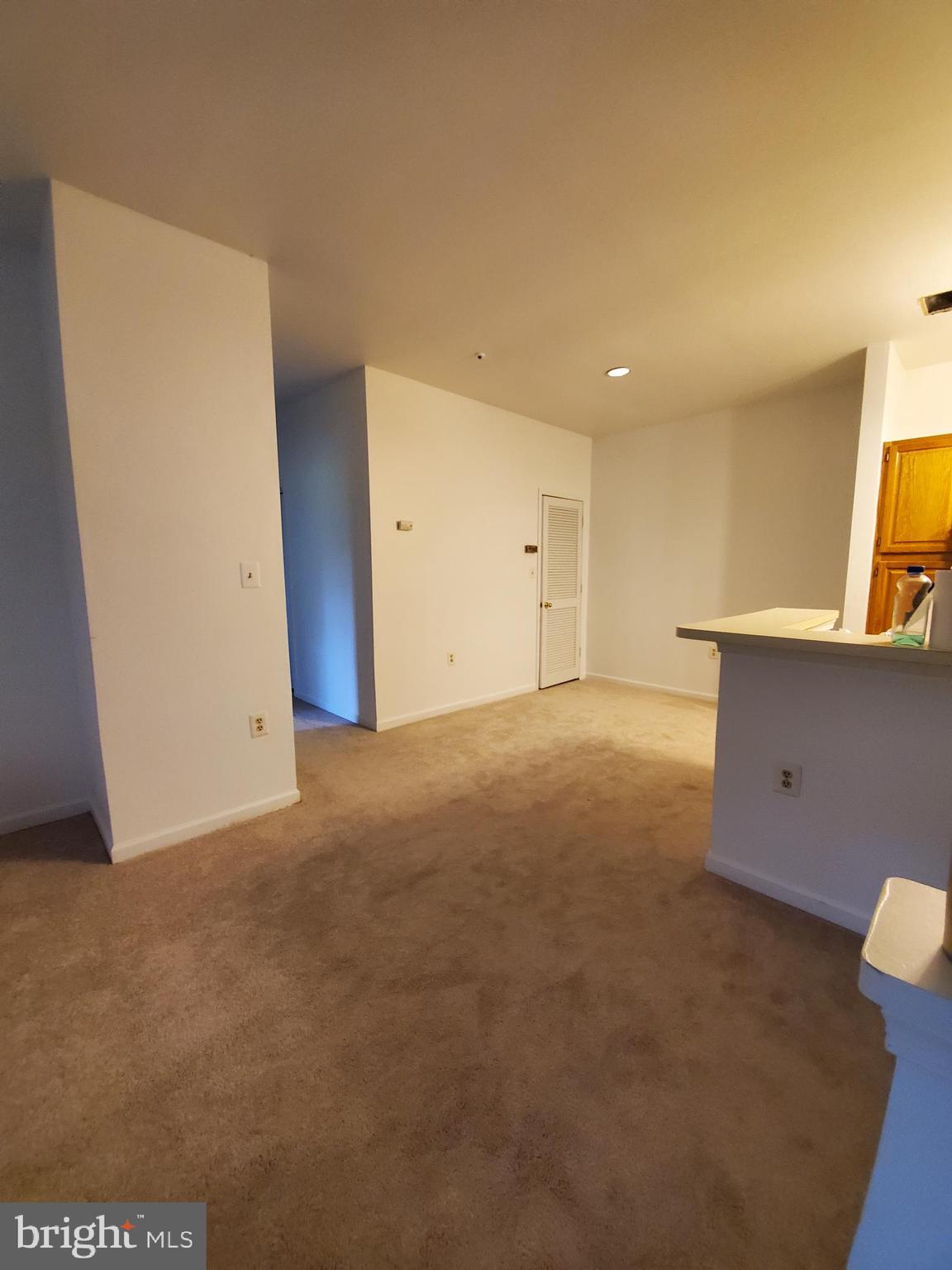 SILVERBROOK FARMS - Residential Lease