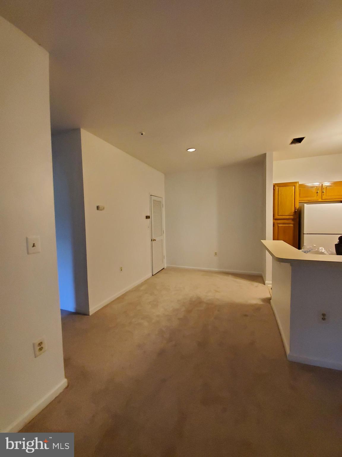 SILVERBROOK FARMS - Residential Lease