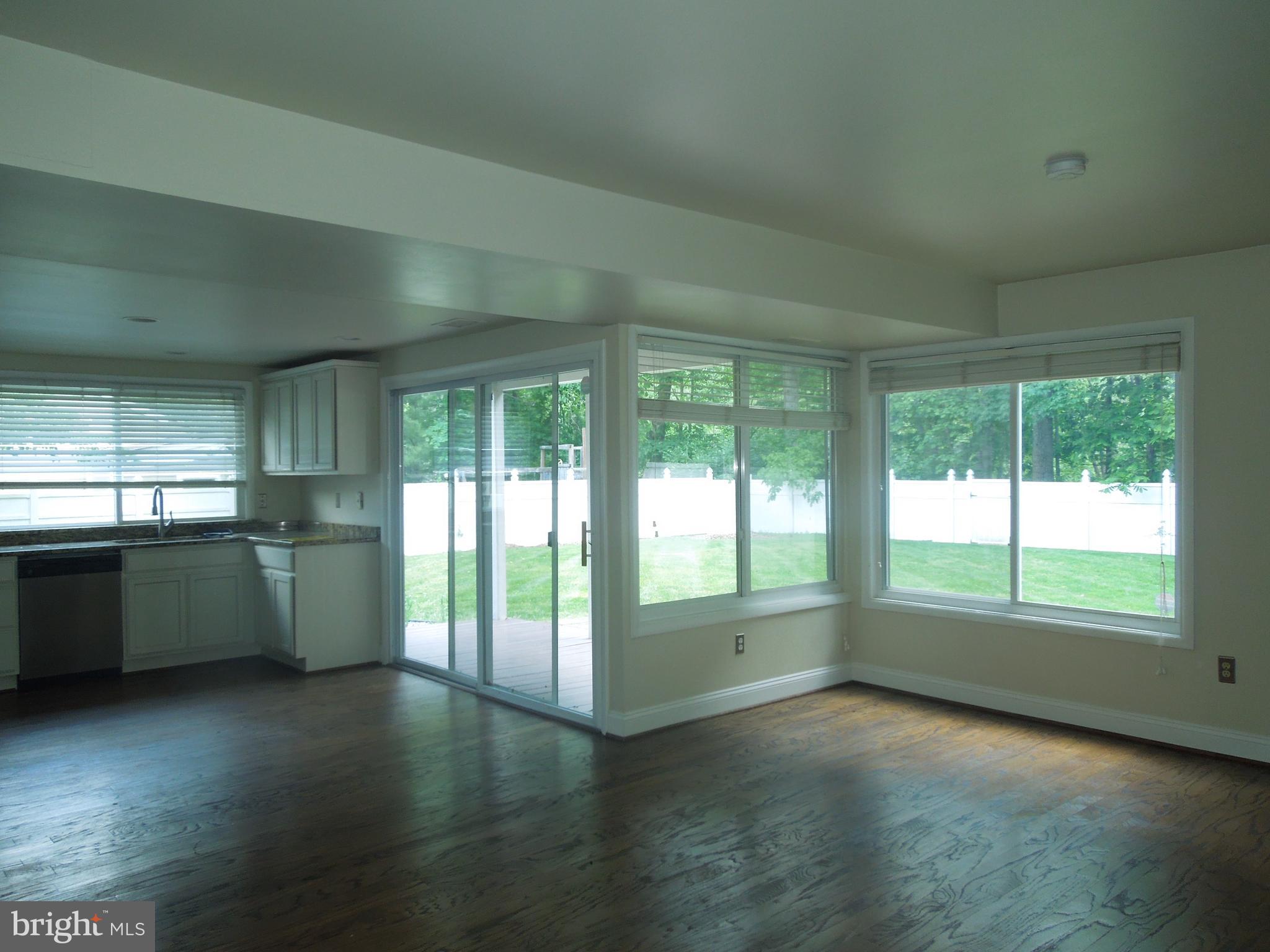 7 BISCAYNE PLACE