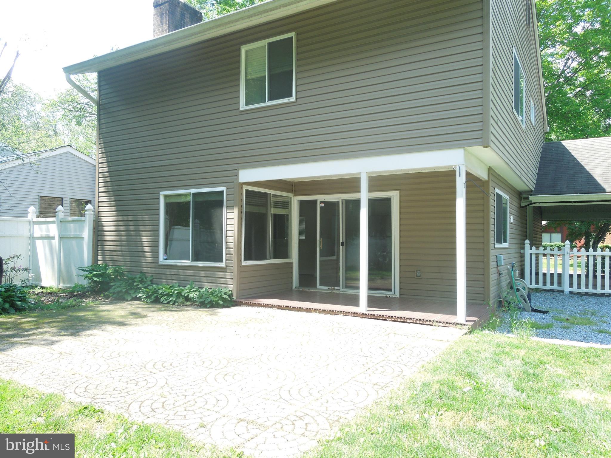 7 BISCAYNE PLACE