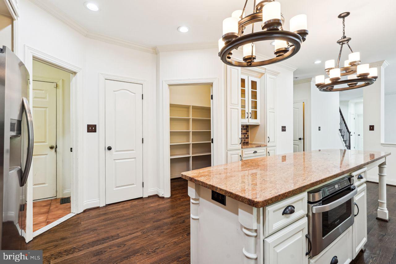 SULLY ESTATES - Residential