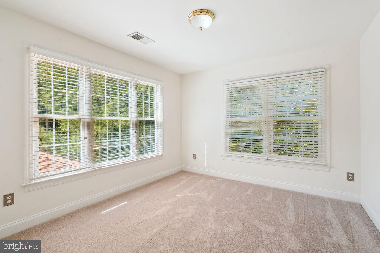 SULLY ESTATES - Residential