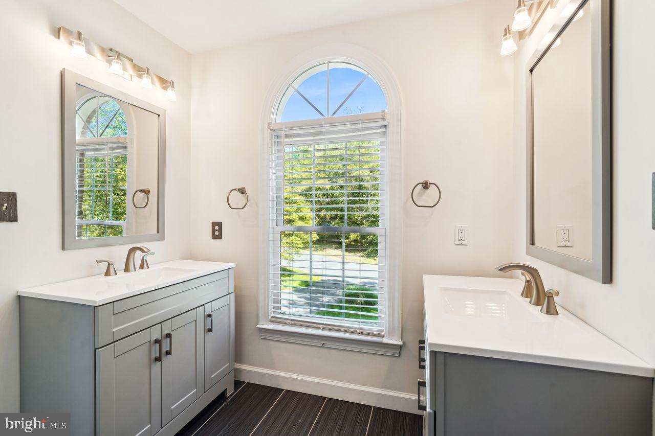 SULLY ESTATES - Residential