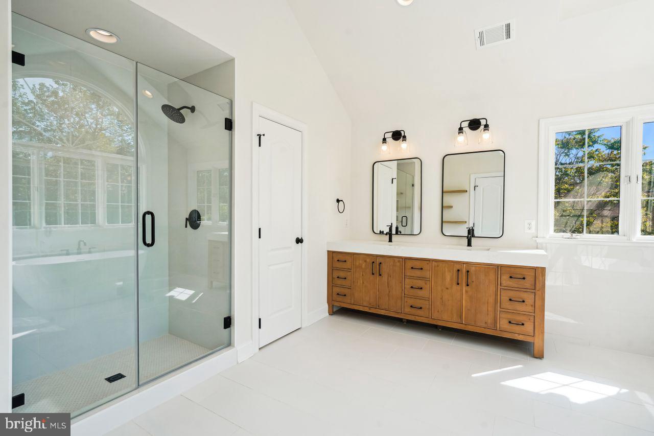 SULLY ESTATES - Residential