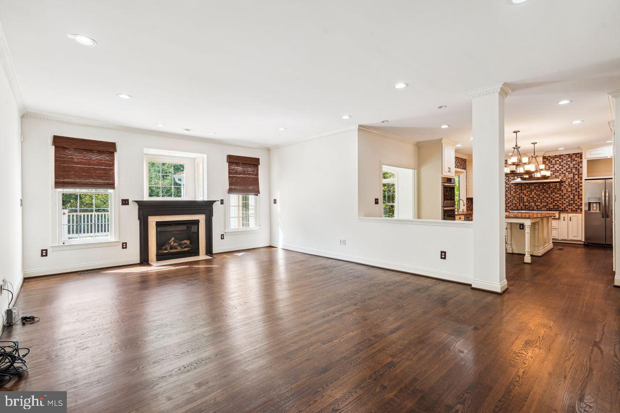 SULLY ESTATES - Residential