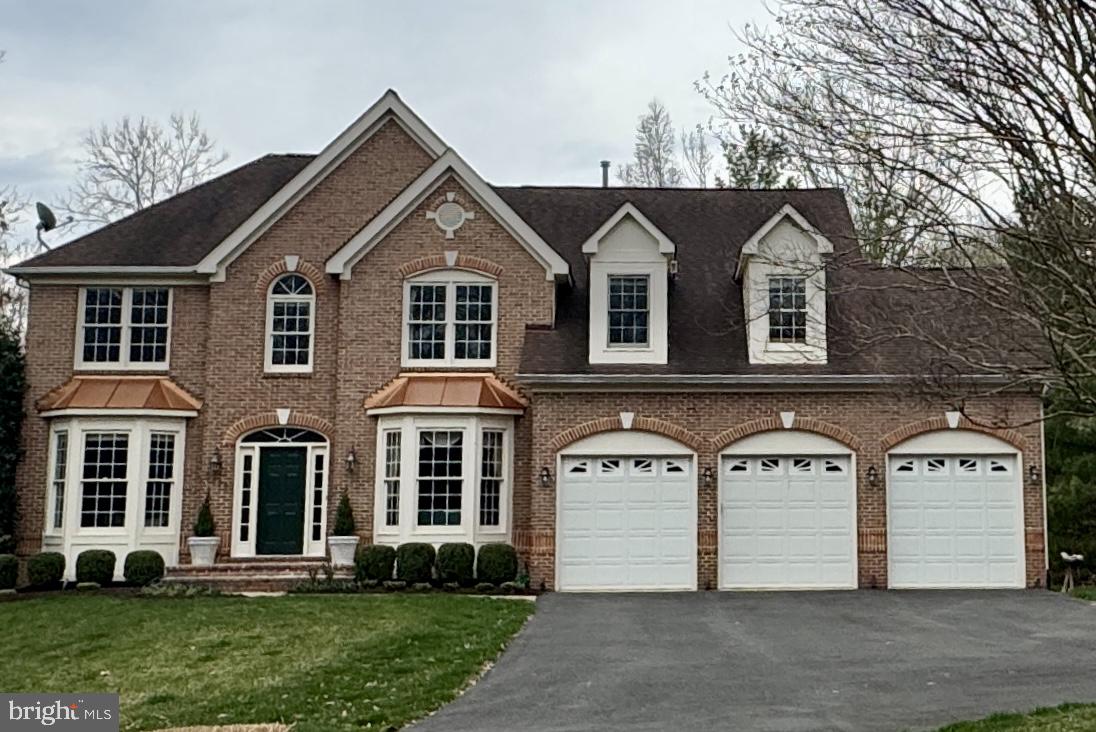 5402 CHANDLEY FARM CIRCLE