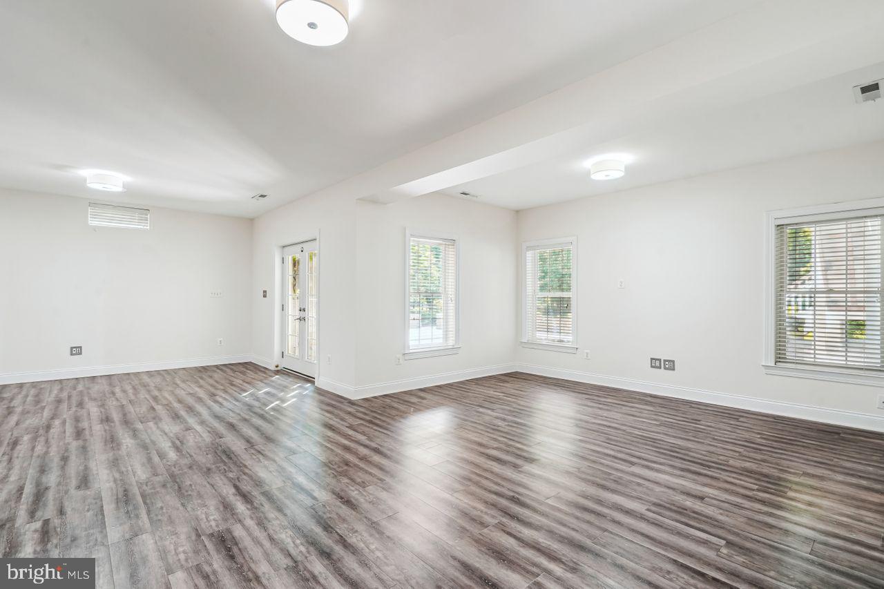 SULLY ESTATES - Residential