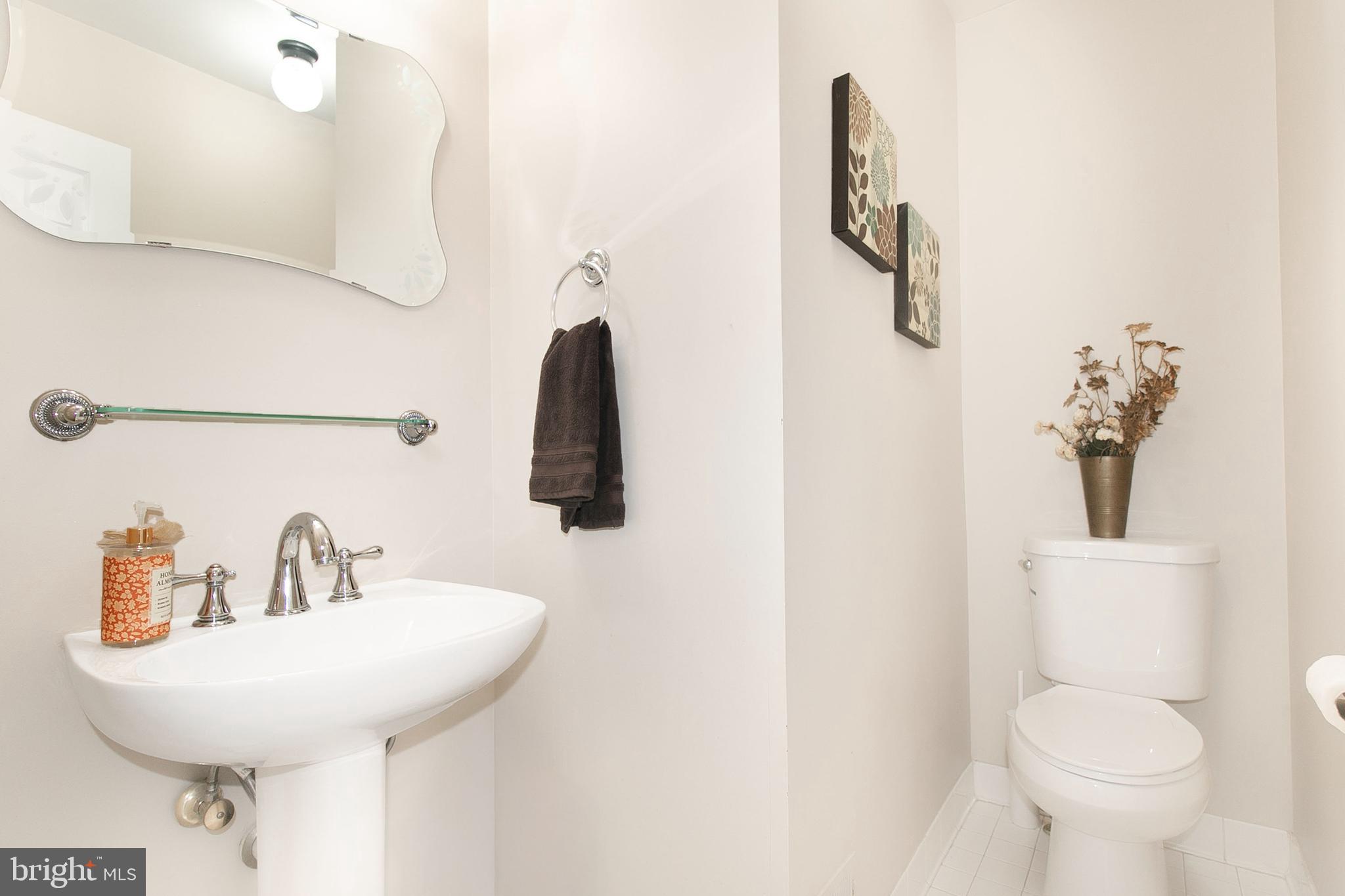 LIFESTYLE AT SULLY STATION - Residential