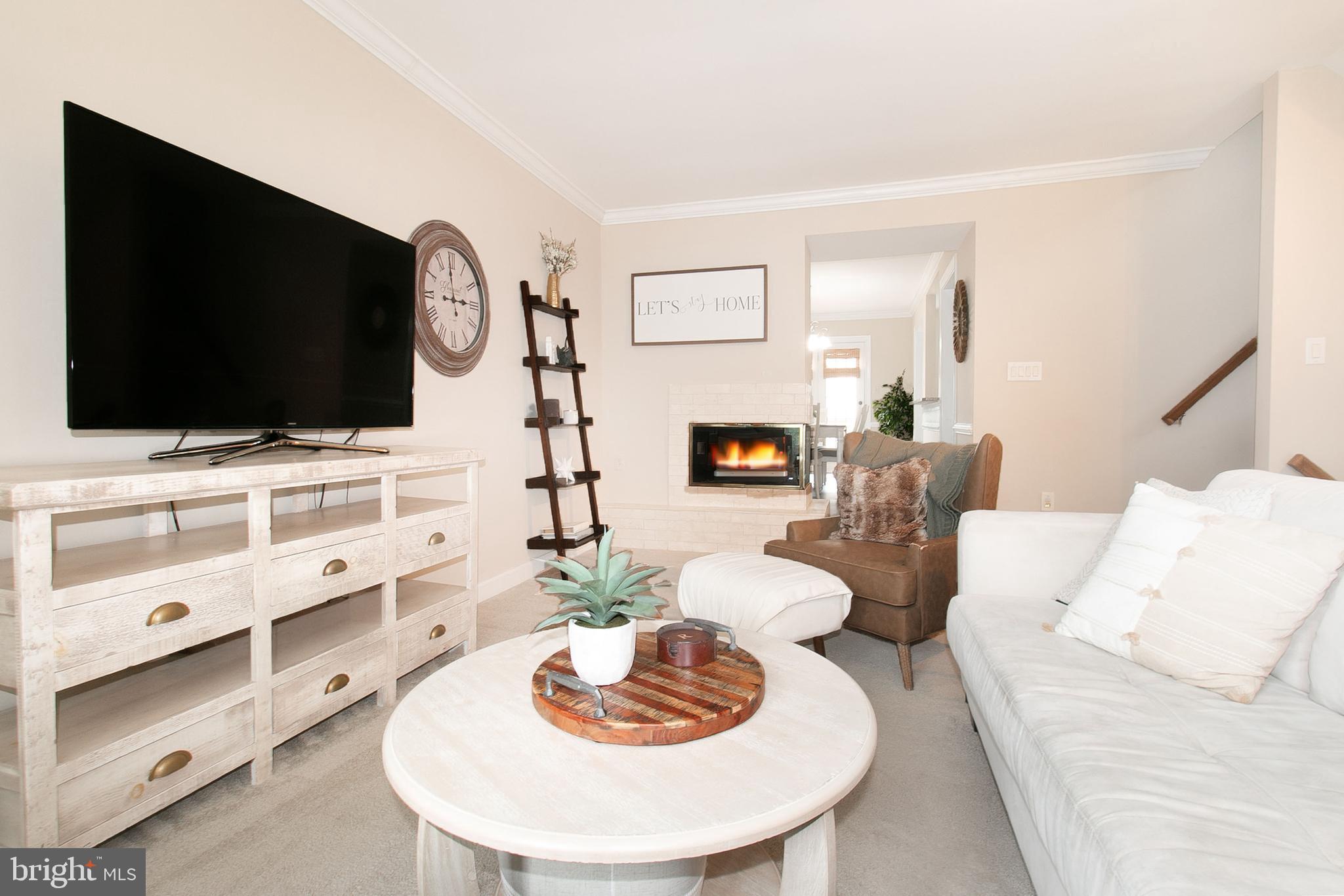 LIFESTYLE AT SULLY STATION - Residential