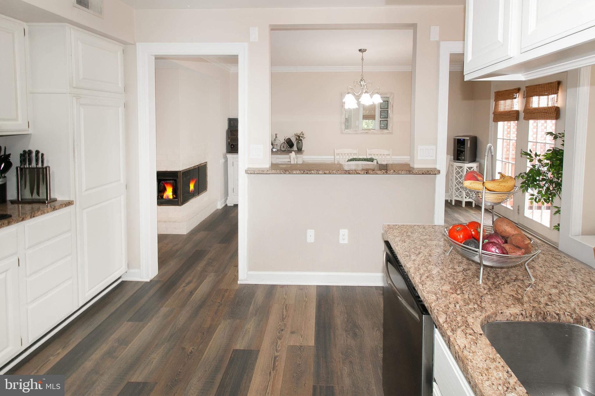 LIFESTYLE AT SULLY STATION - Residential