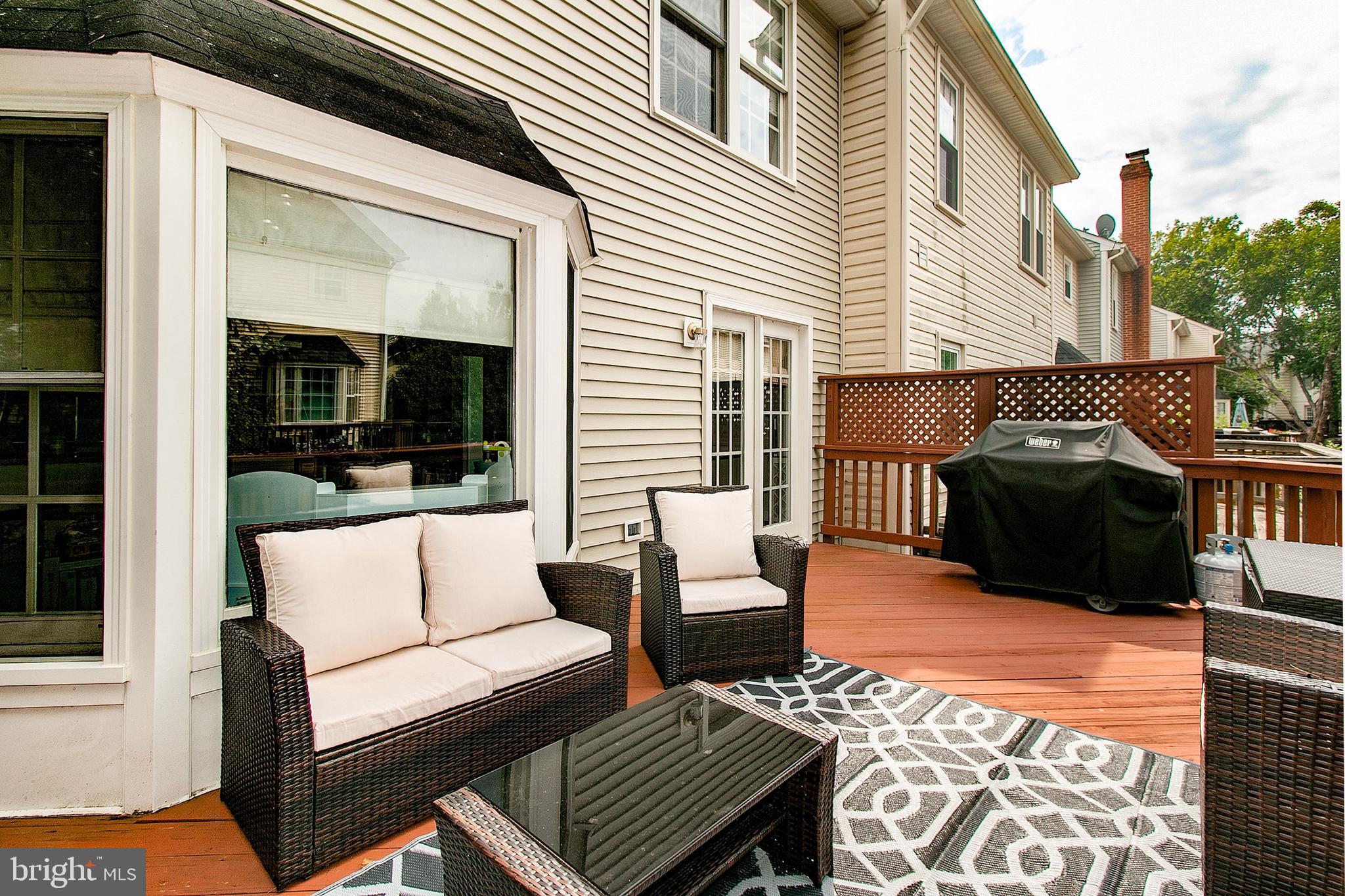 LIFESTYLE AT SULLY STATION - Residential