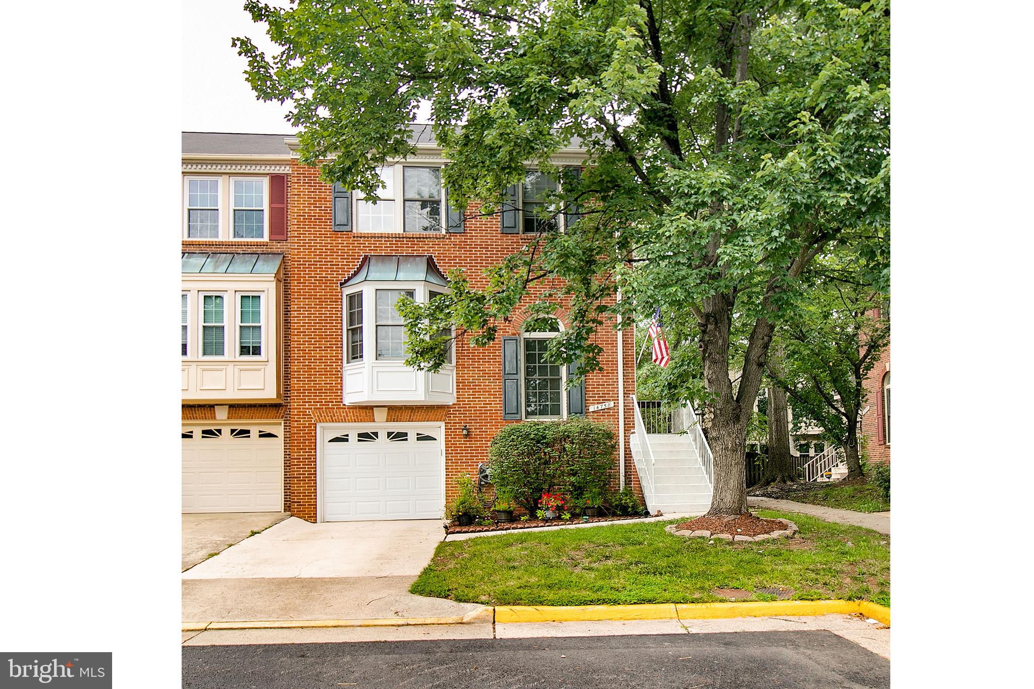 LIFESTYLE AT SULLY STATION - Residential