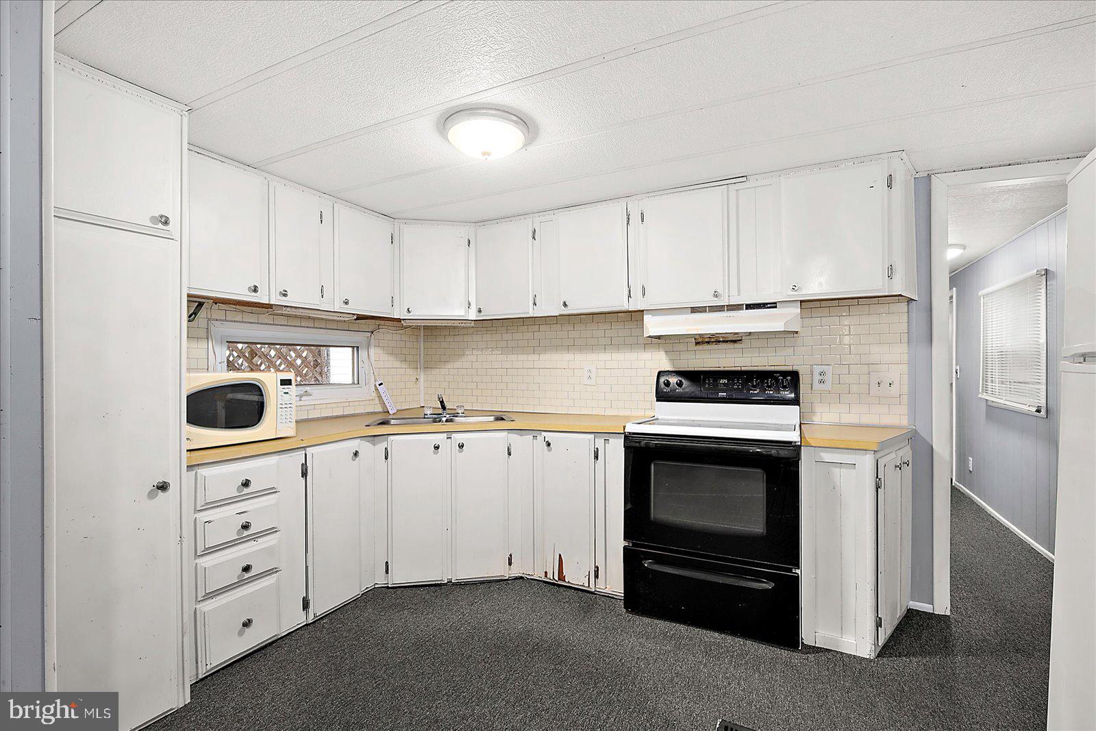 SUNDOWNER MHP - Residential