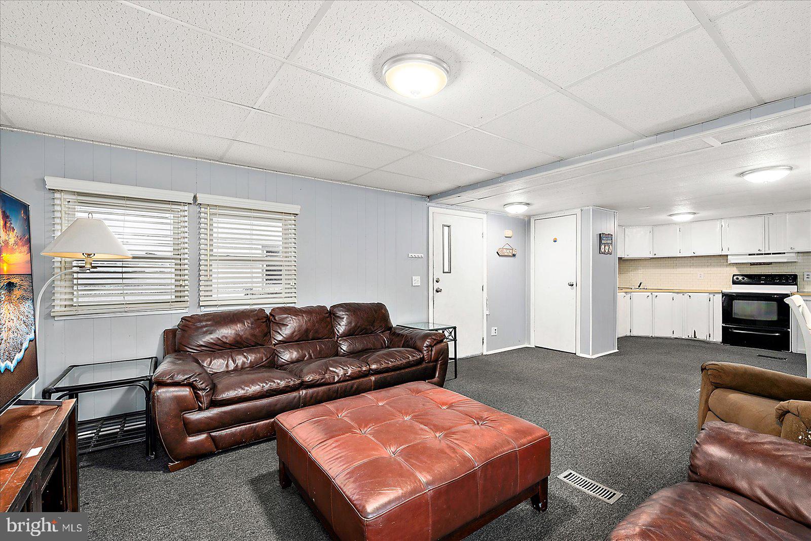 SUNDOWNER MHP - Residential