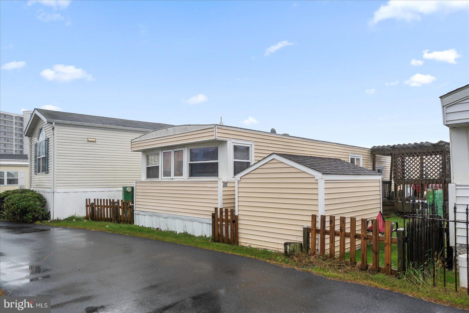 SUNDOWNER MHP - Residential