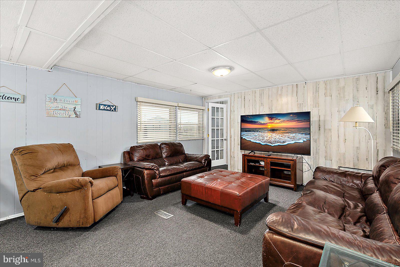 SUNDOWNER MHP - Residential