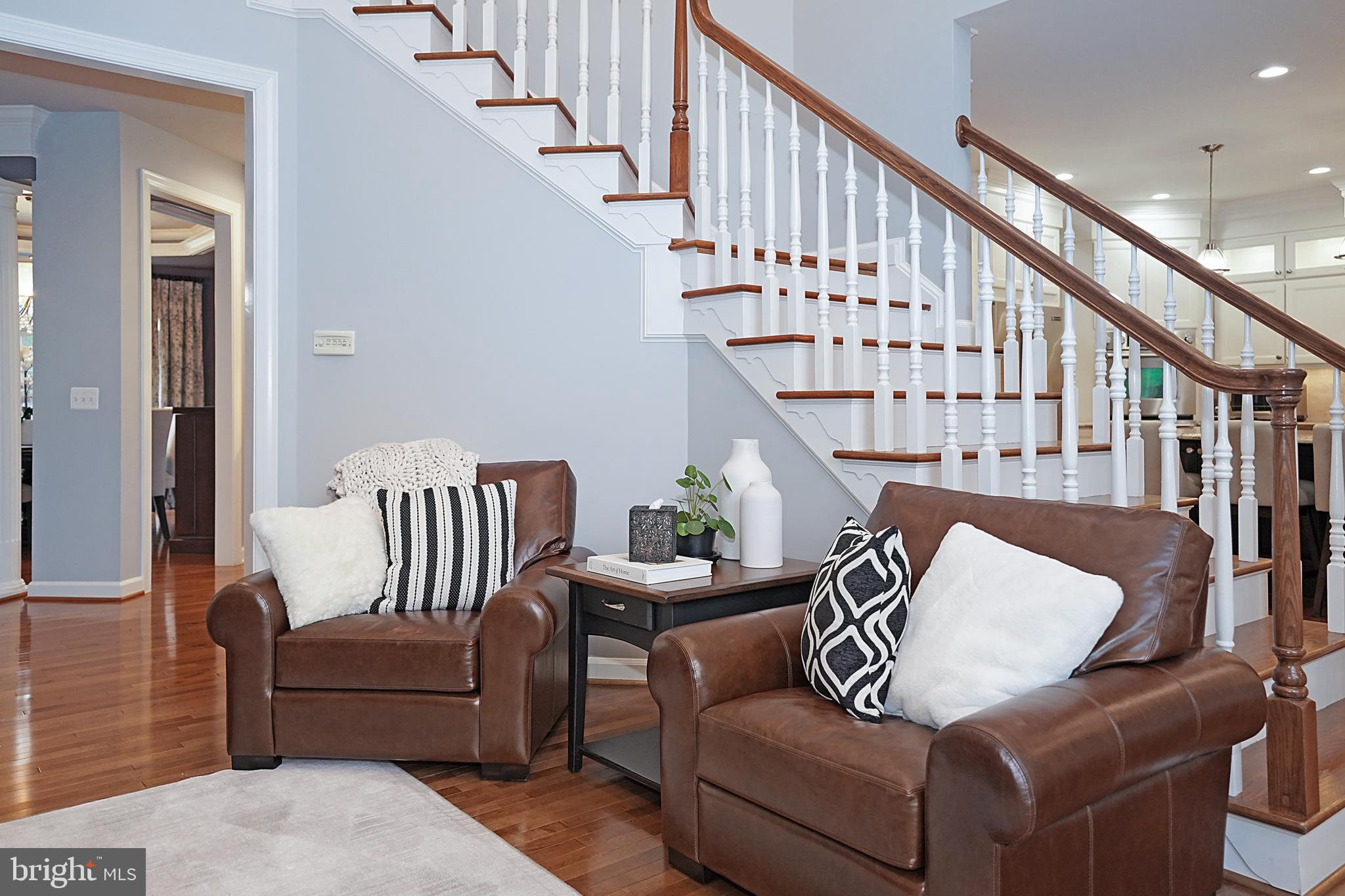 VILLAGE OF WAXPOOL - Residential