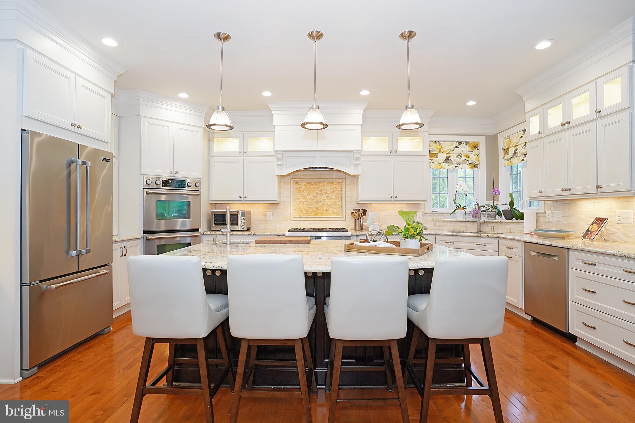 VILLAGE OF WAXPOOL - Residential