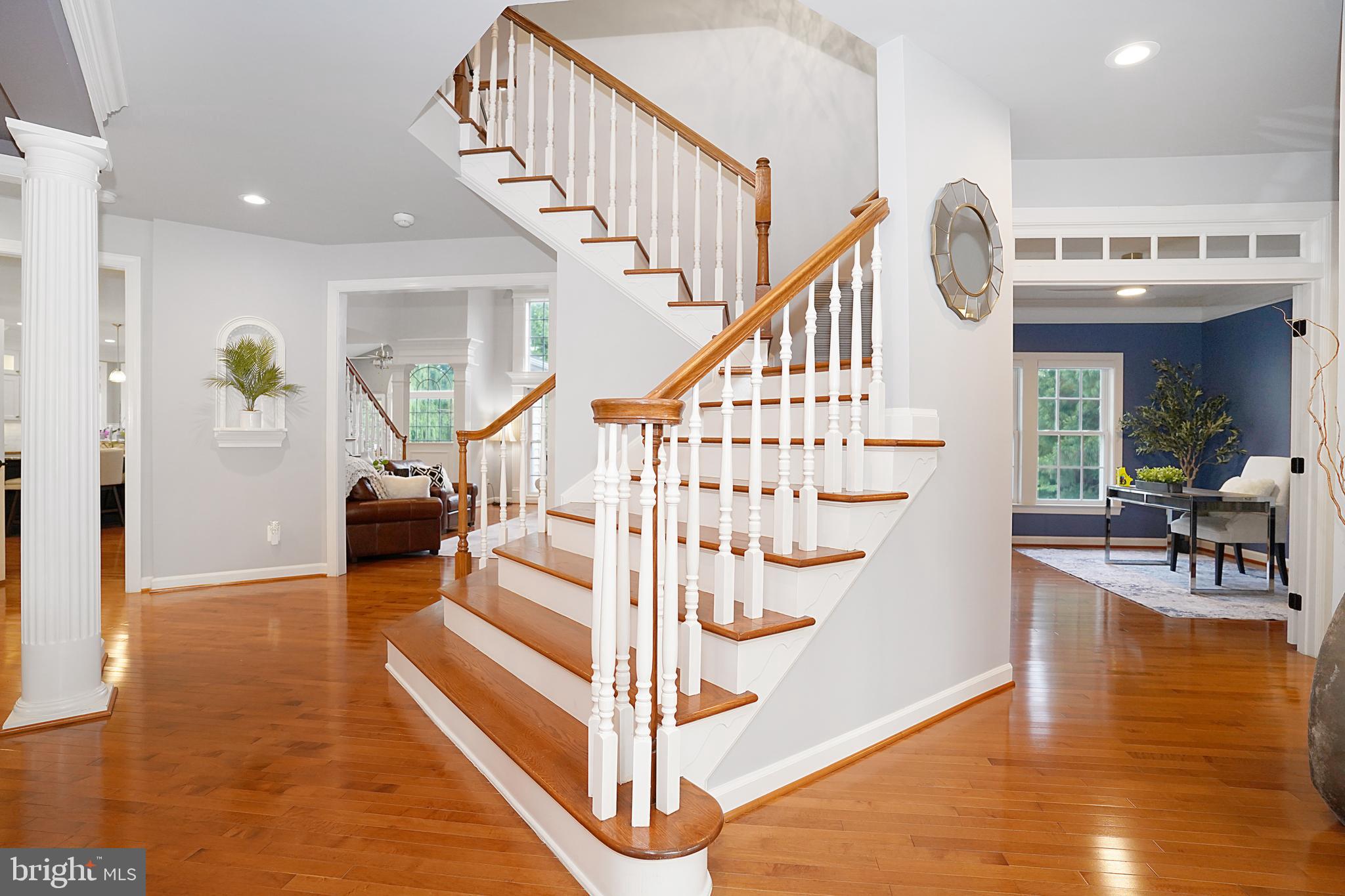 VILLAGE OF WAXPOOL - Residential