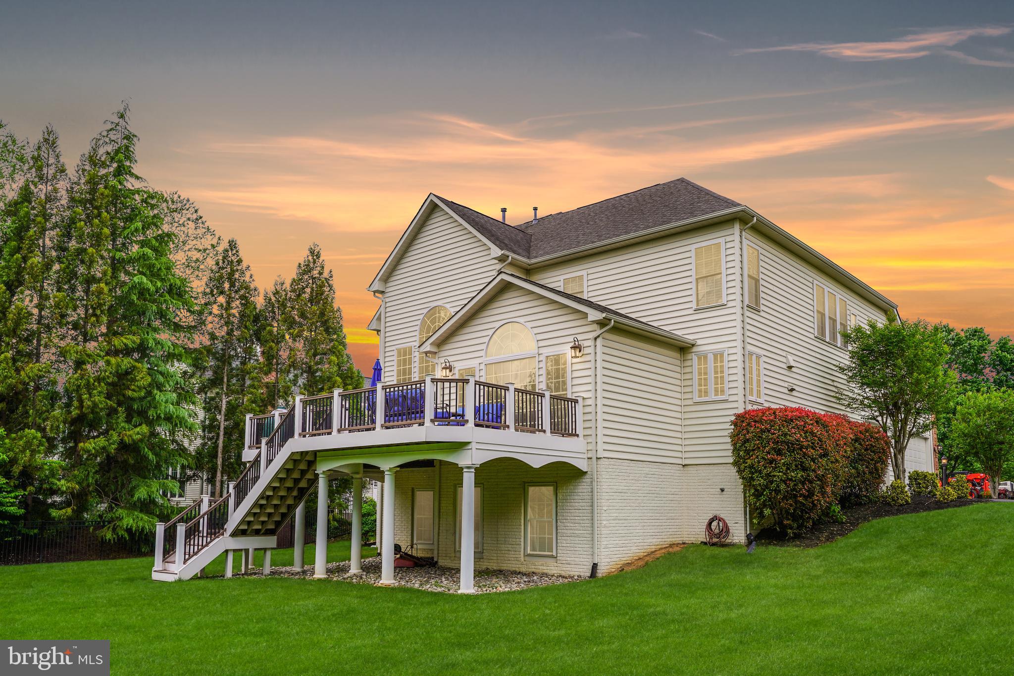 VILLAGE OF WAXPOOL - Residential