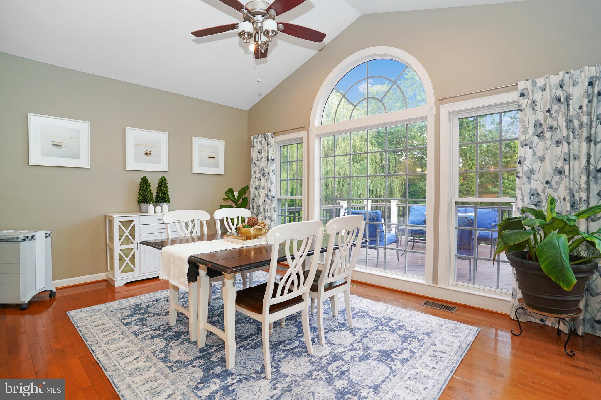 VILLAGE OF WAXPOOL - Residential