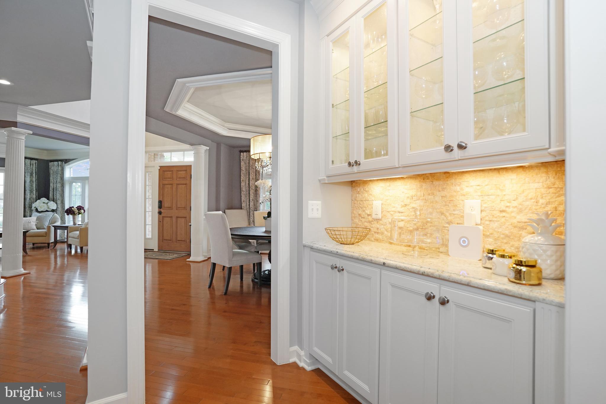 VILLAGE OF WAXPOOL - Residential