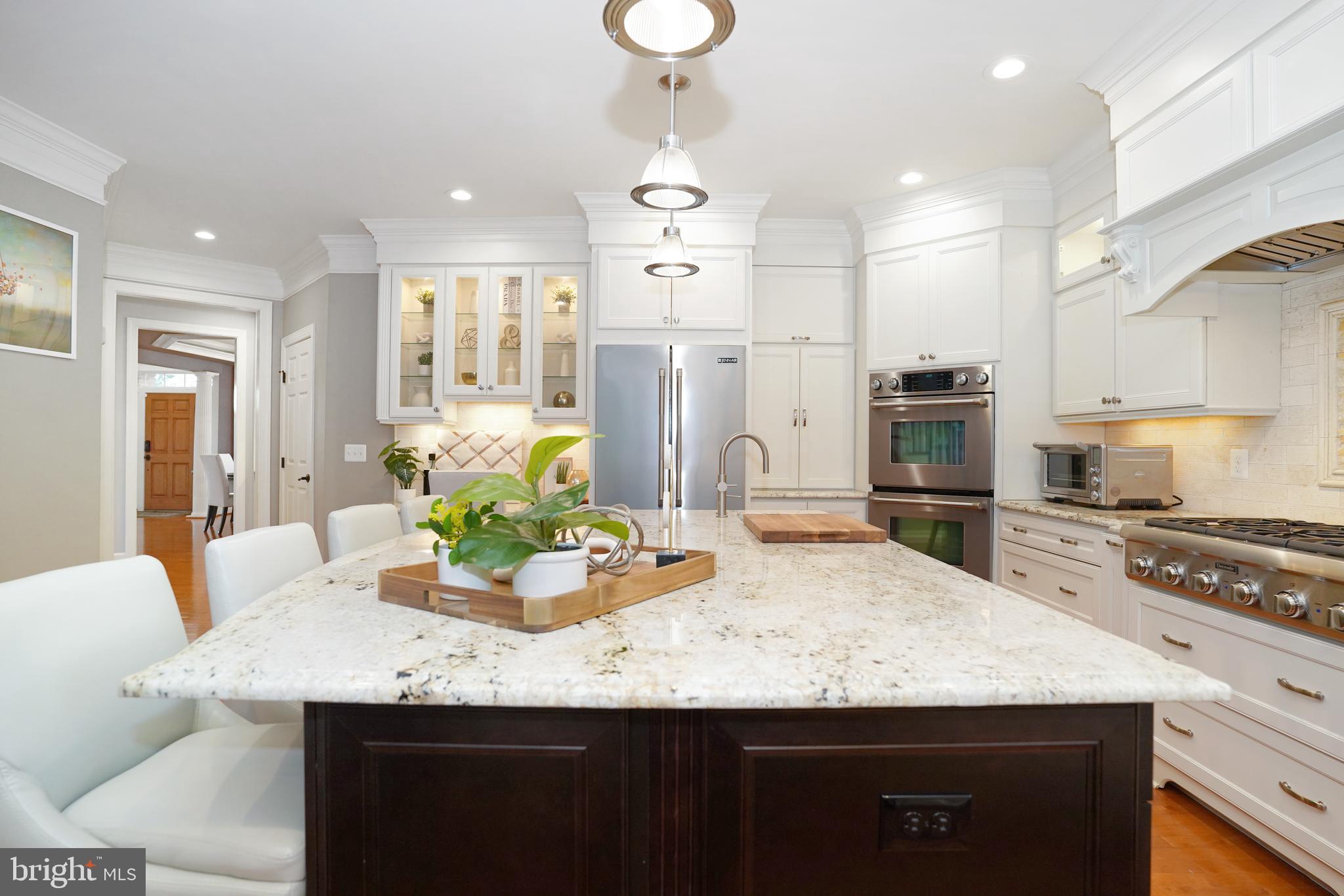 VILLAGE OF WAXPOOL - Residential