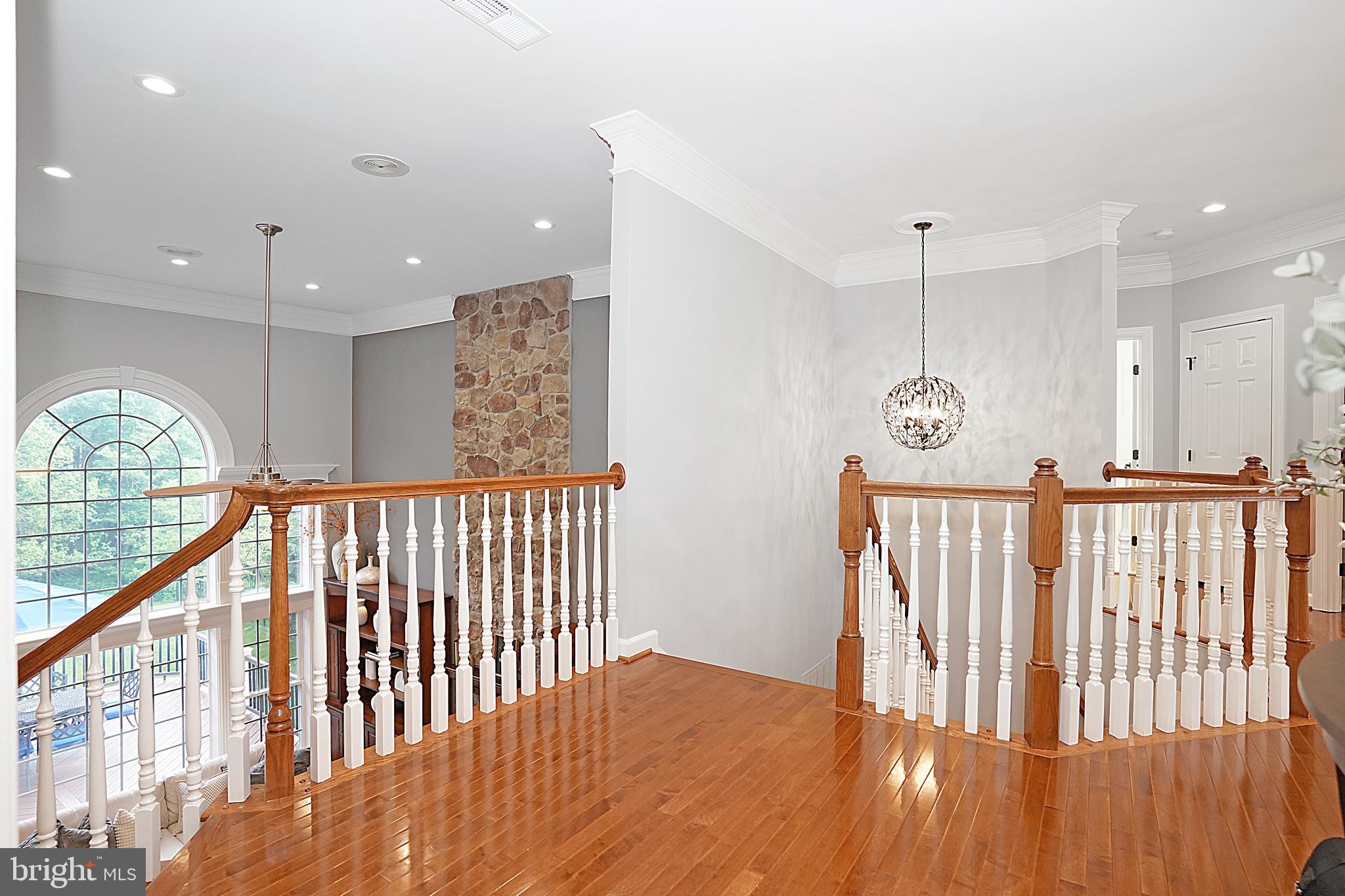 VILLAGE OF WAXPOOL - Residential