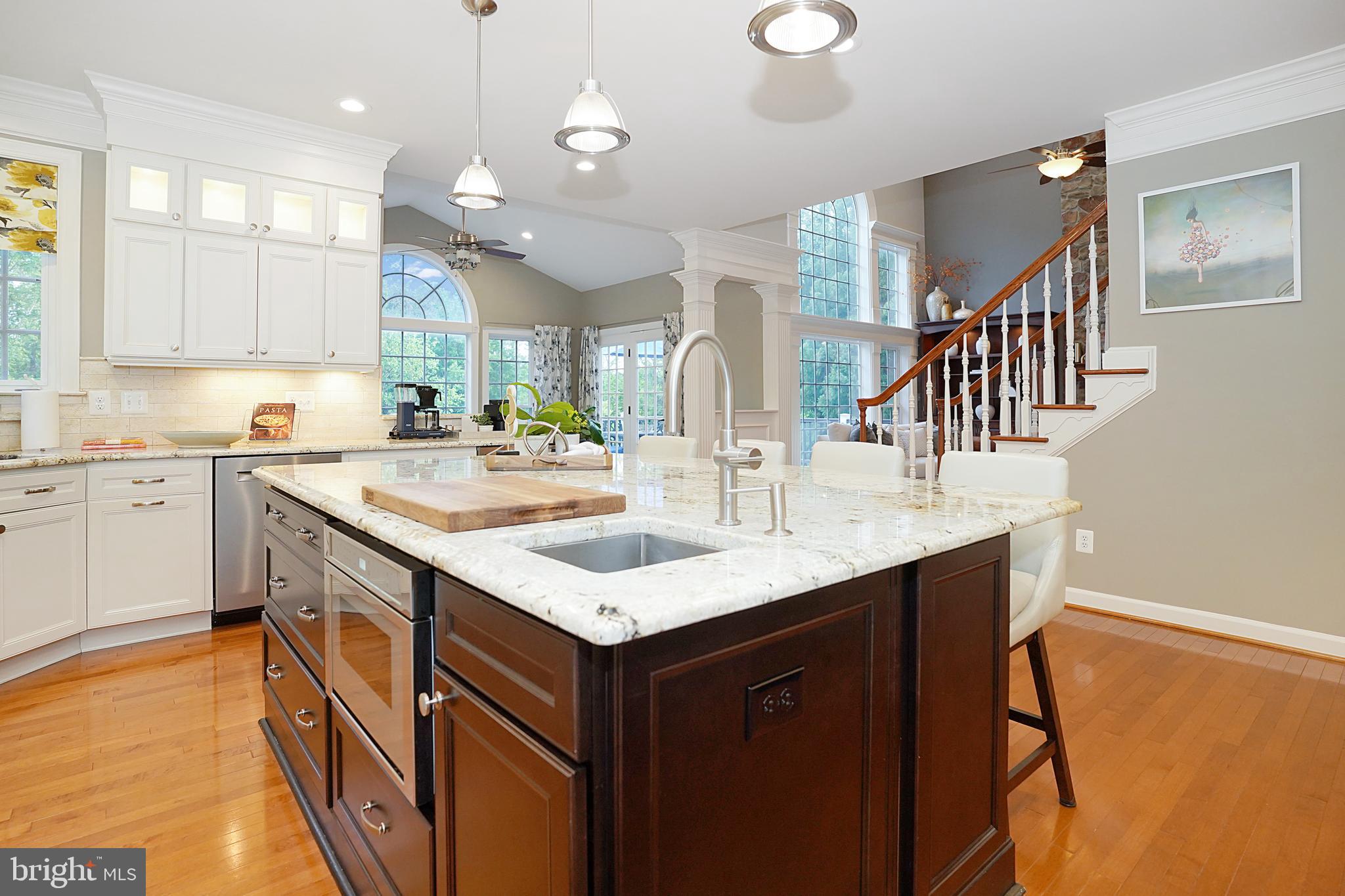 VILLAGE OF WAXPOOL - Residential