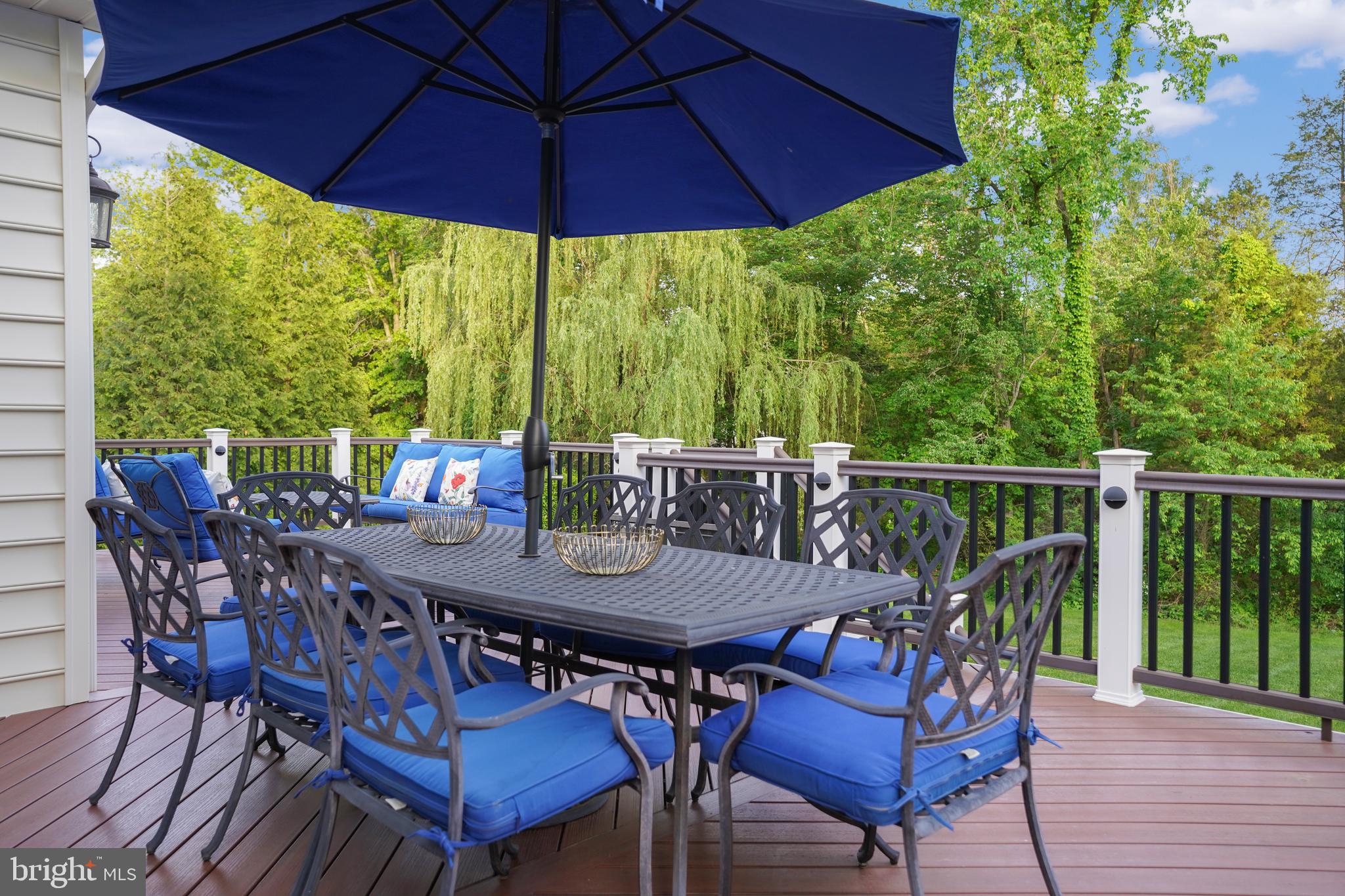 VILLAGE OF WAXPOOL - Residential