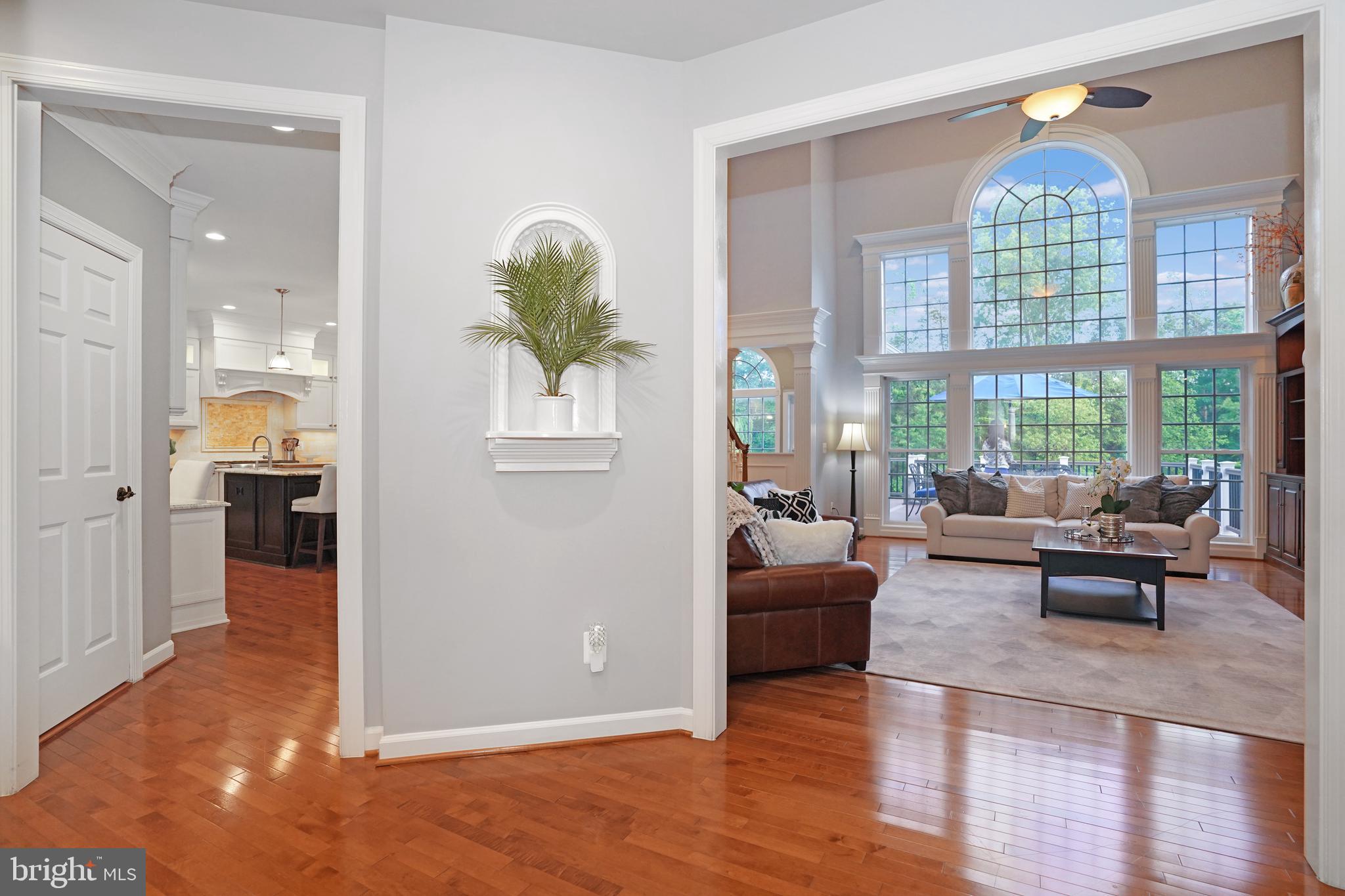 VILLAGE OF WAXPOOL - Residential