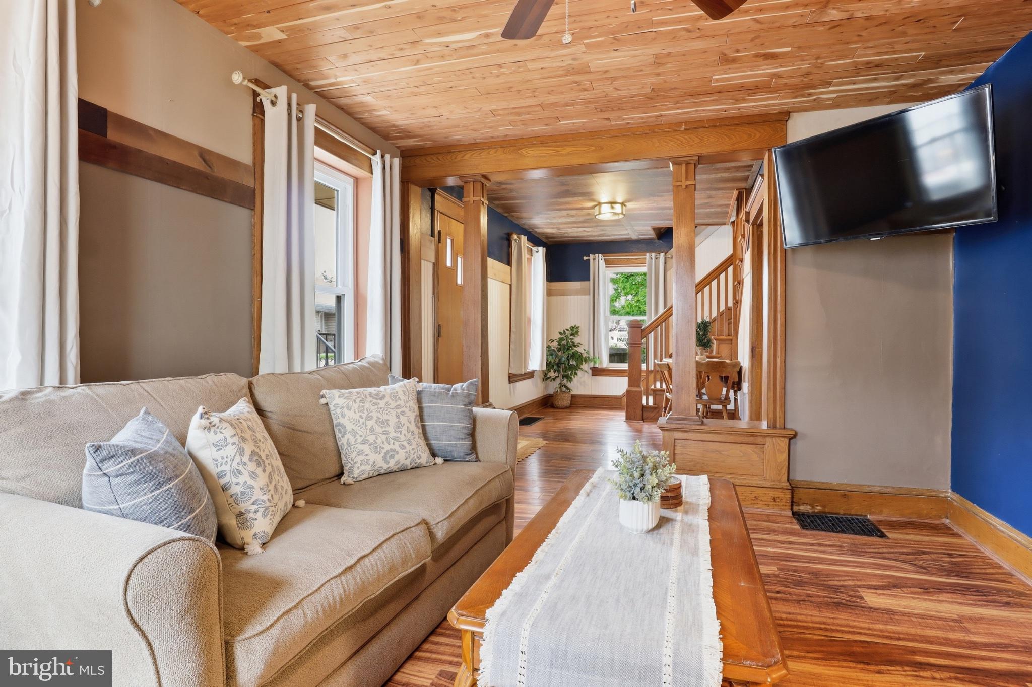 ABBOTTSTOWN BOROUGH - Residential