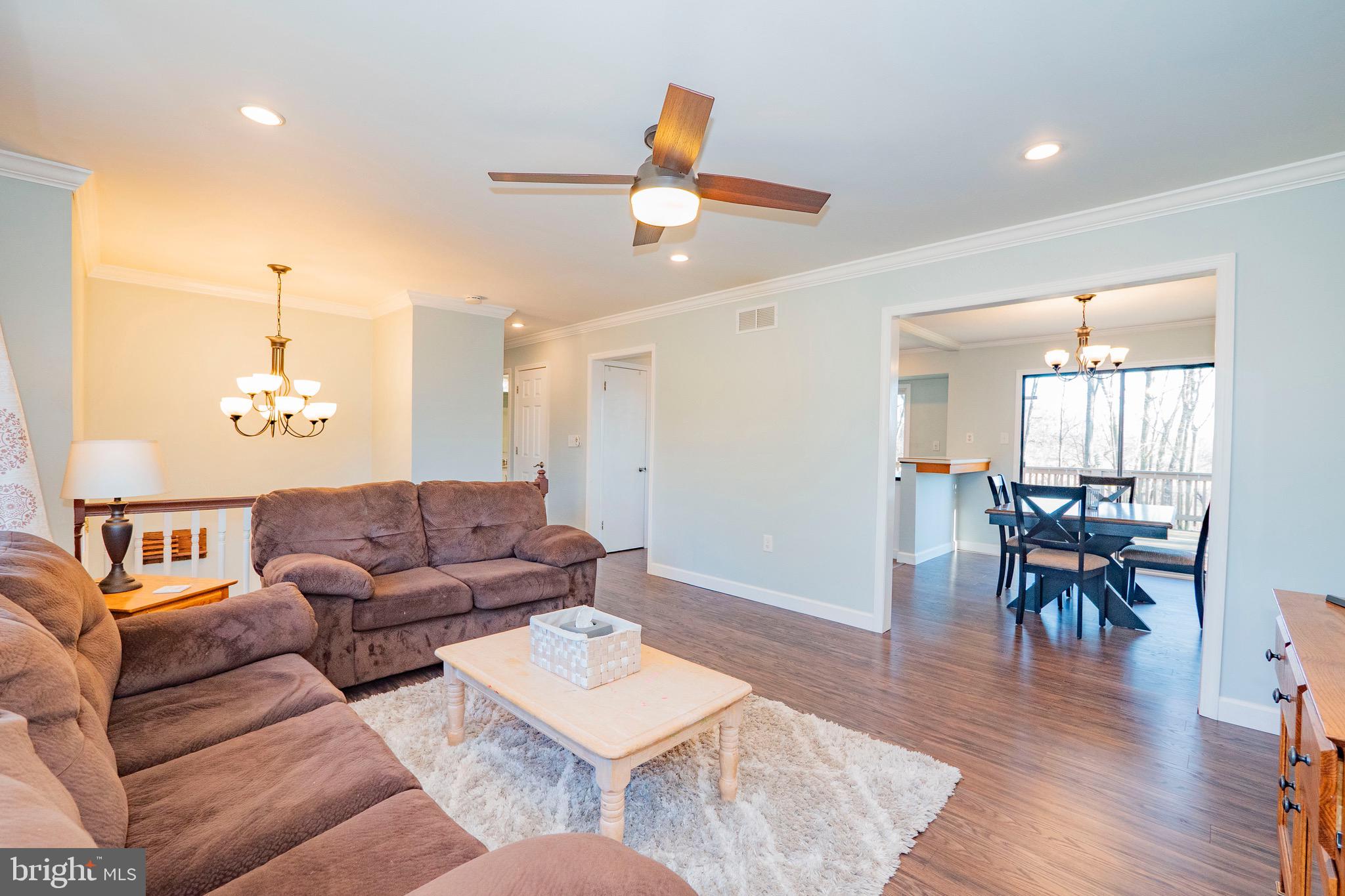 CARRIAGE HILLS - Residential