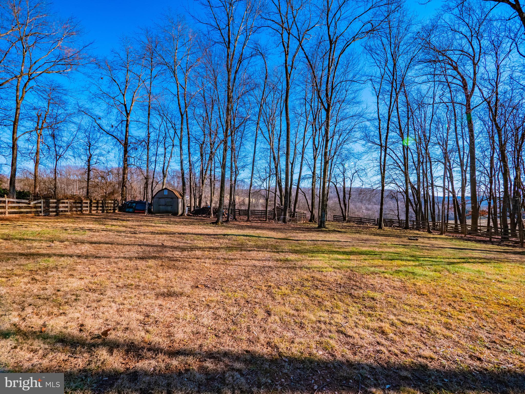 CARRIAGE HILLS - Residential