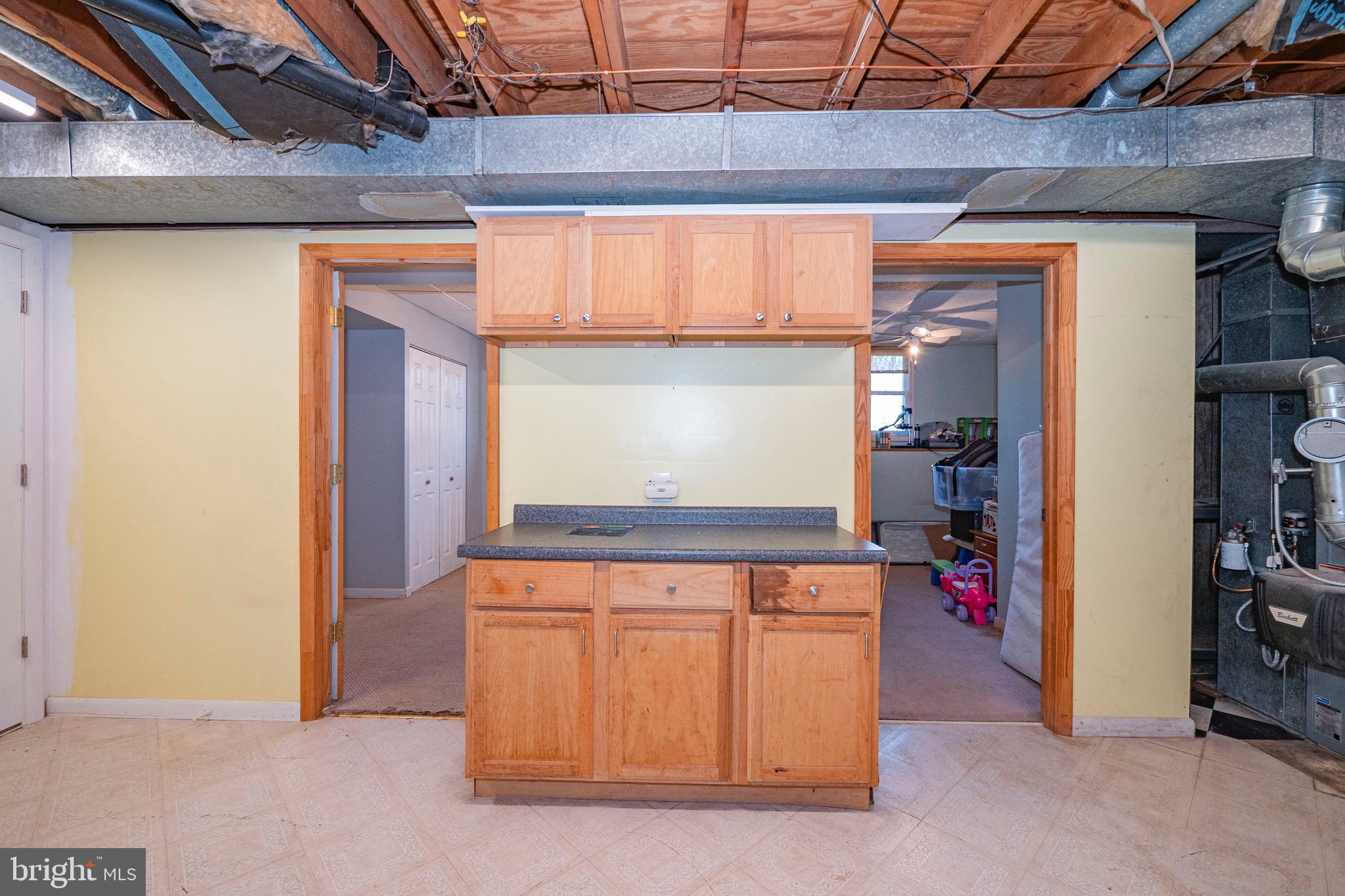 CARRIAGE HILLS - Residential