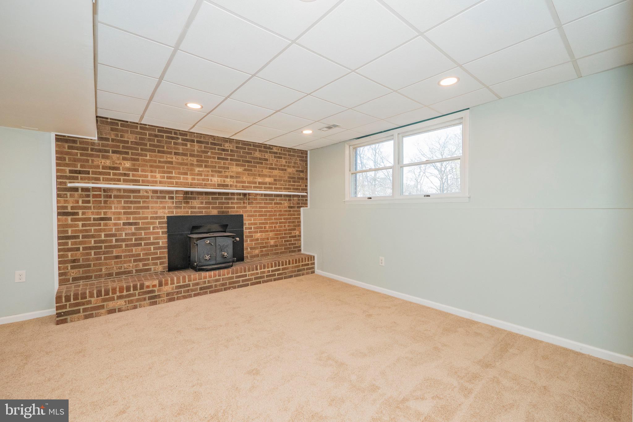 CARRIAGE HILLS - Residential