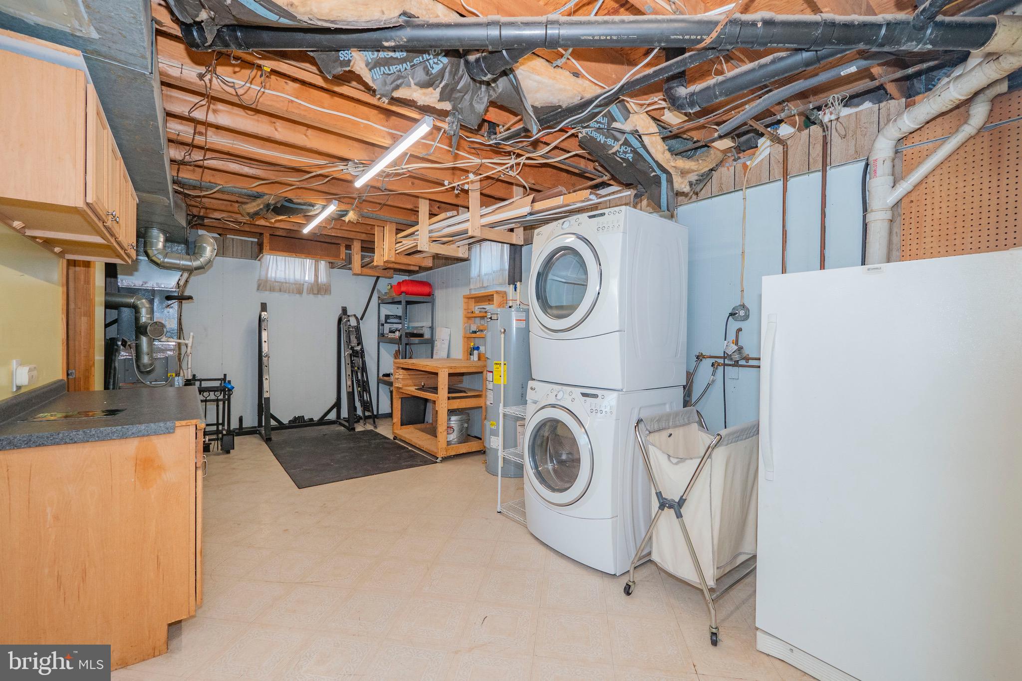 CARRIAGE HILLS - Residential