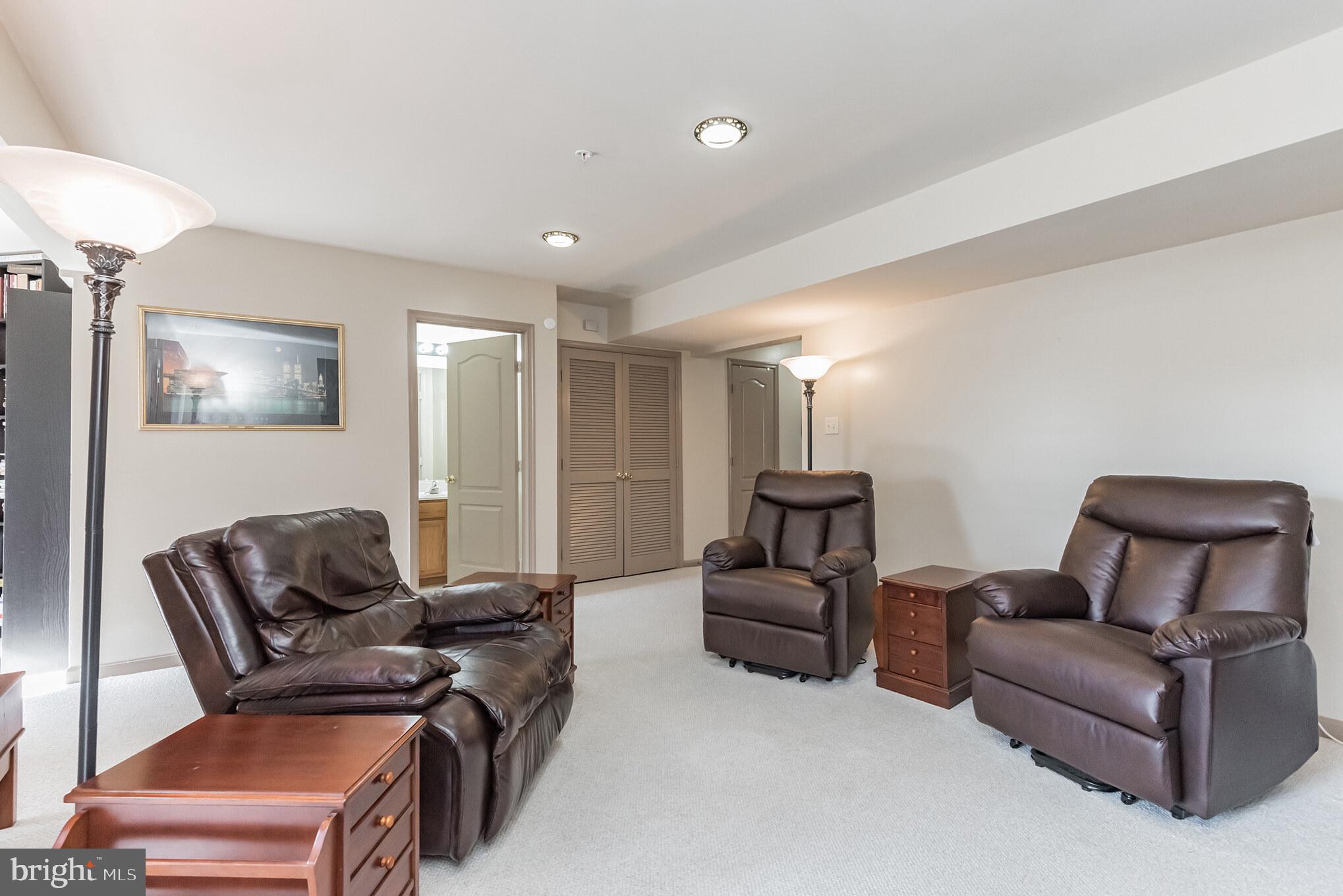 PERRYWOOD - Residential