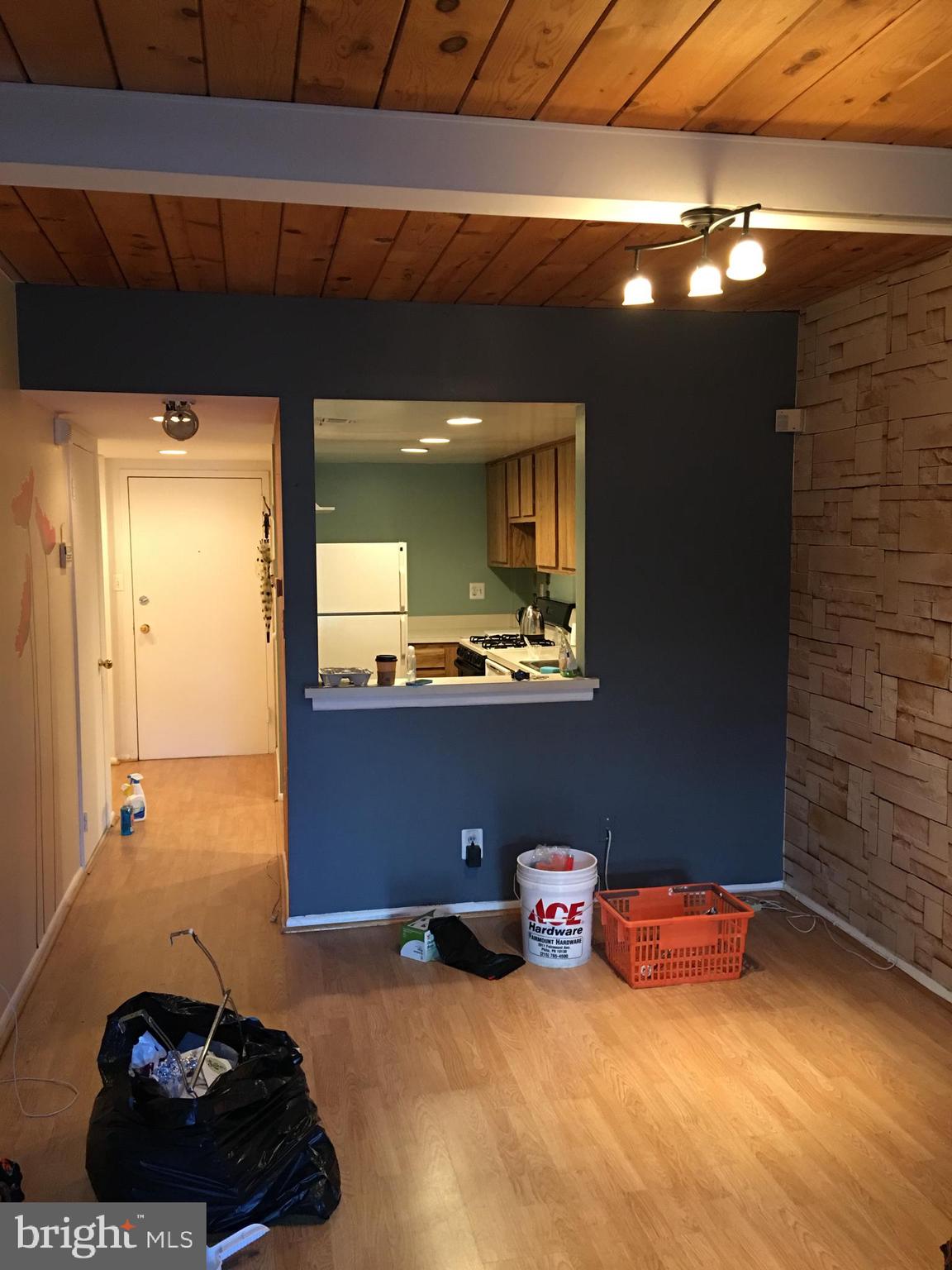 FAIRMOUNT - Residential Lease
