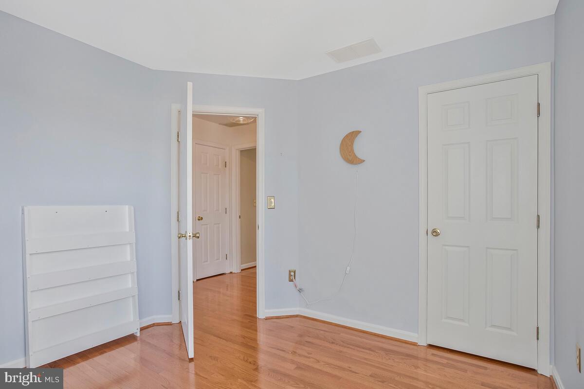 THE PROVINCES - Residential